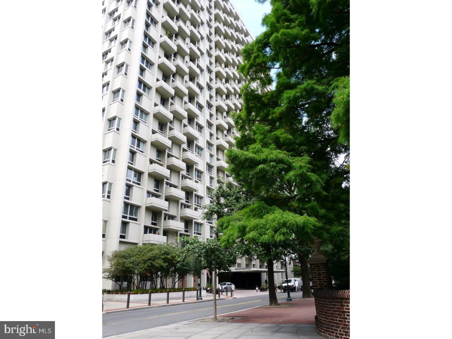 SOCIETY HILL - Residential