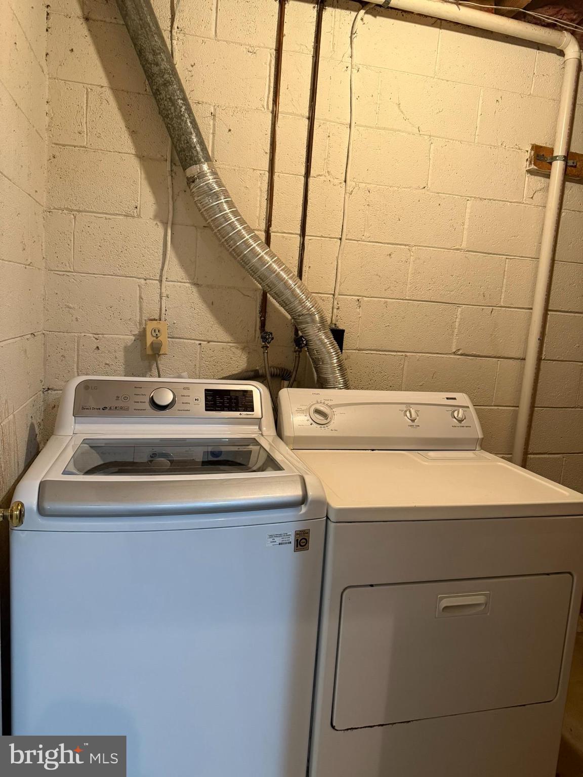 DORSEY SEARCH - Residential Lease