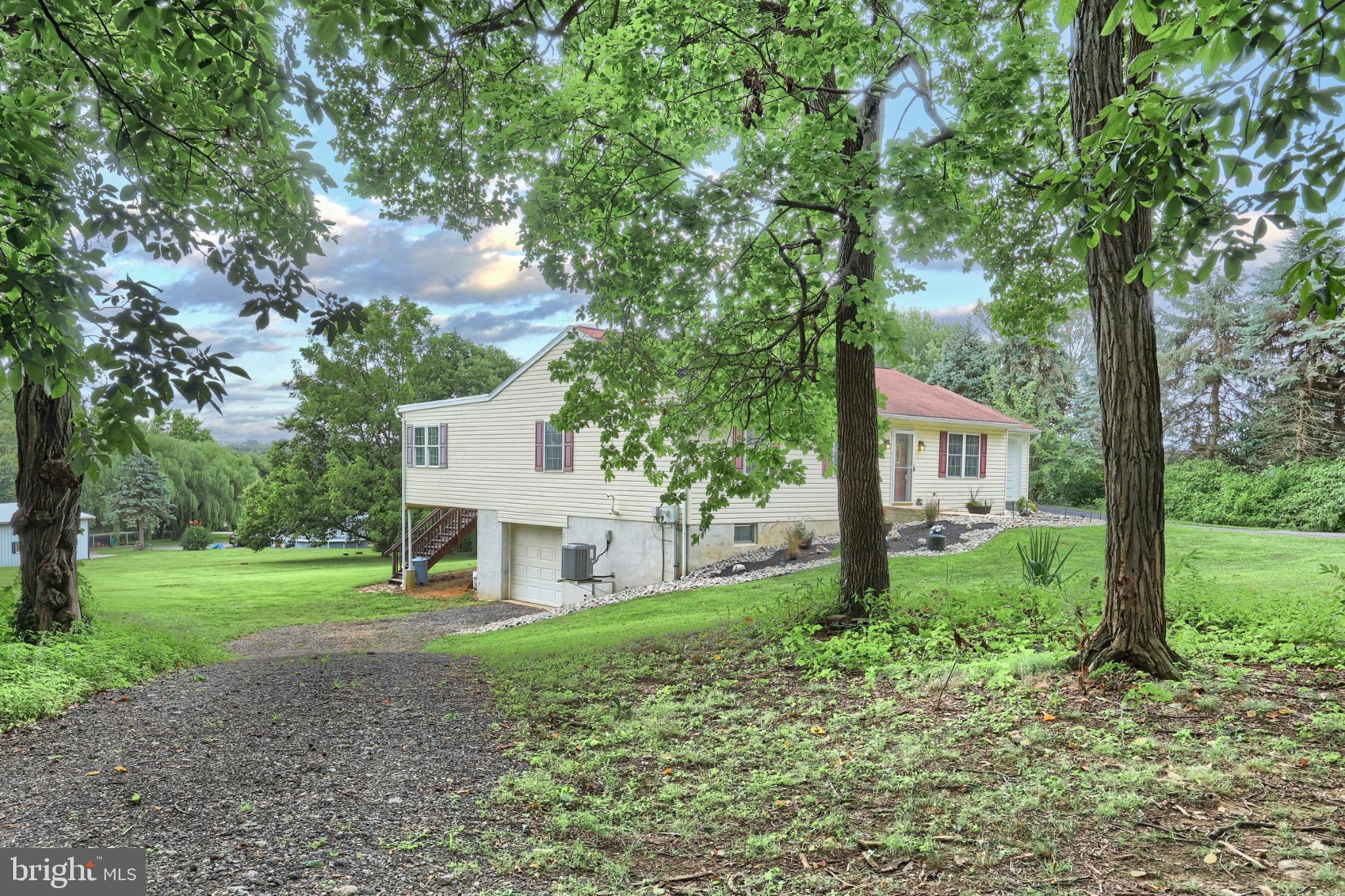 10 EDITH DRIVE