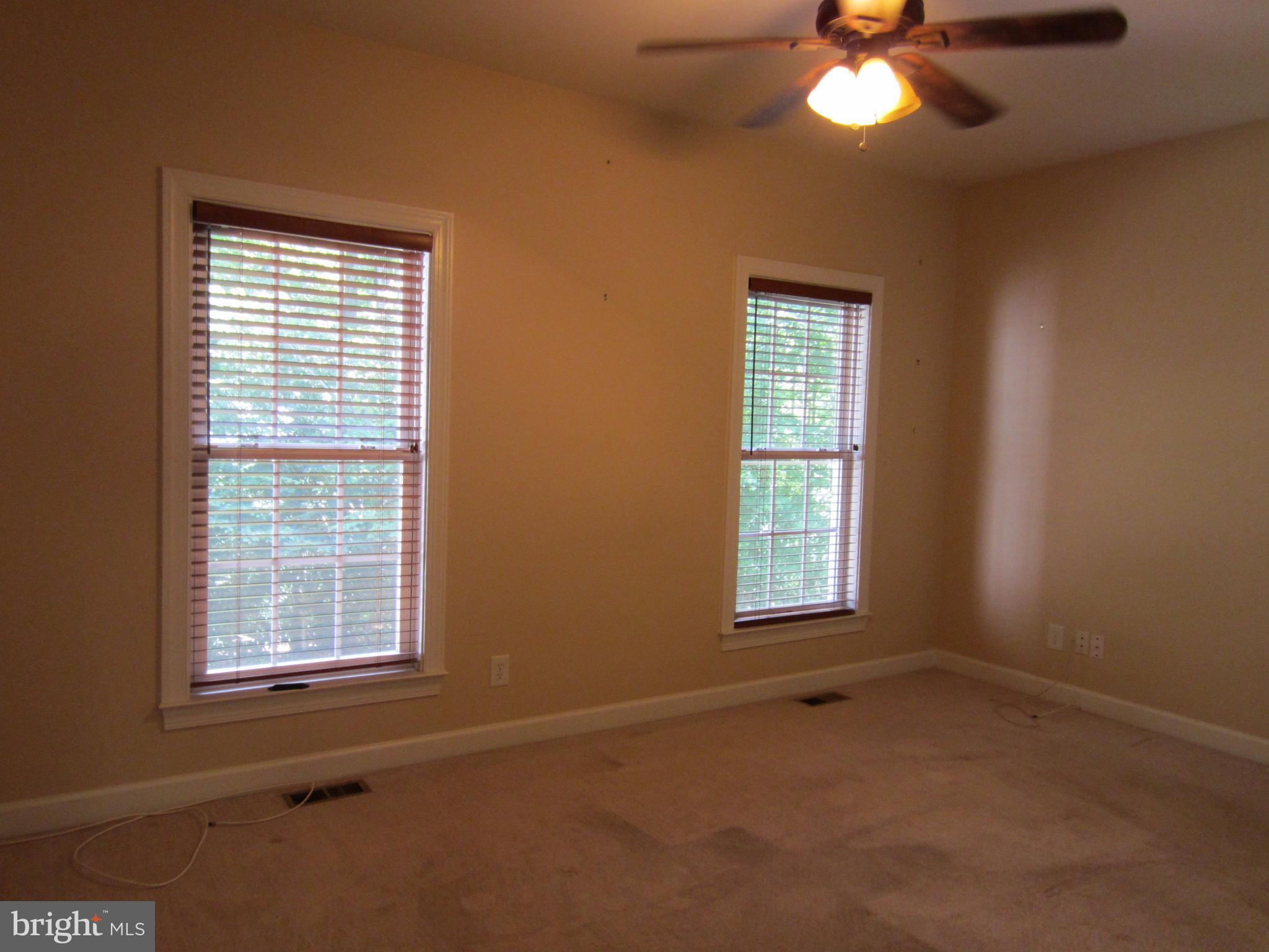 RICHLAND FOREST - Residential Lease