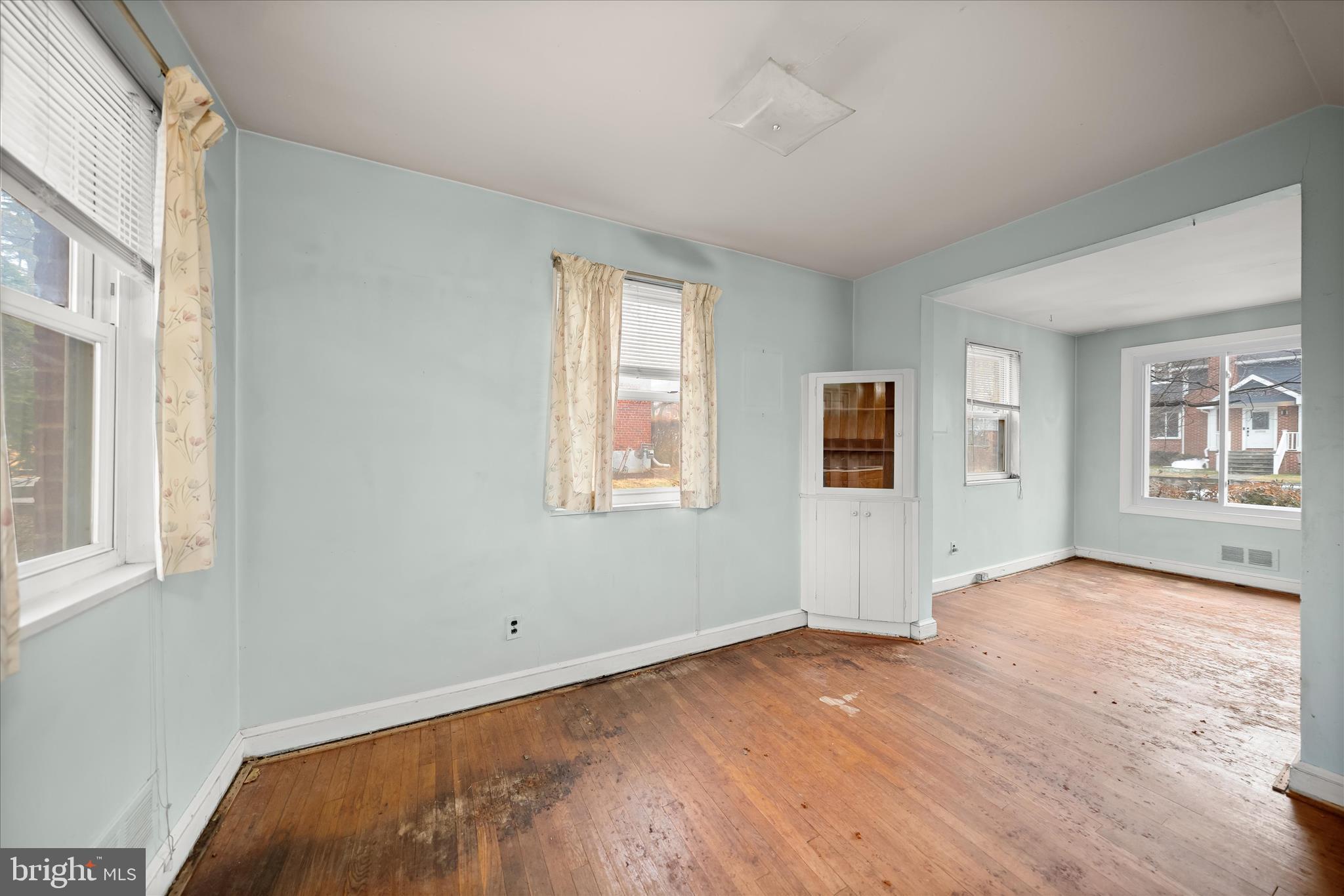 GARRETT PARK ESTATES - Residential