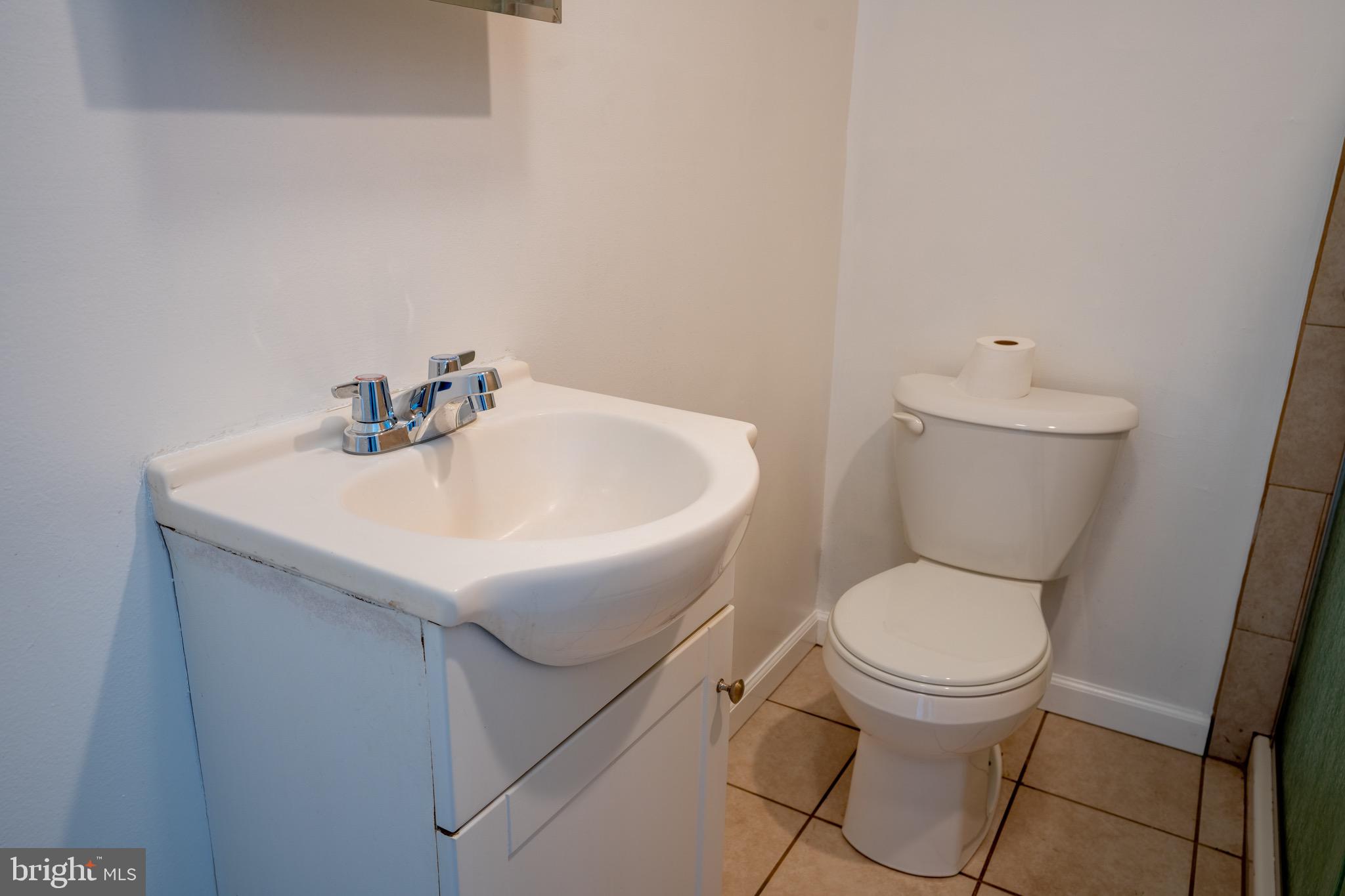 NICETOWN-TIOGA - Residential Lease