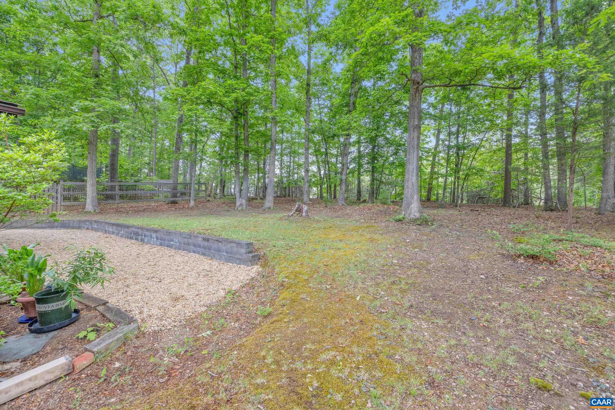 LAKE MONTICELLO - Residential