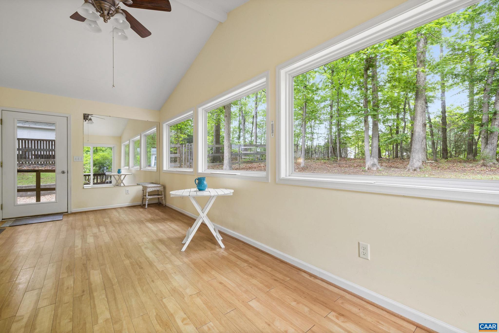LAKE MONTICELLO - Residential