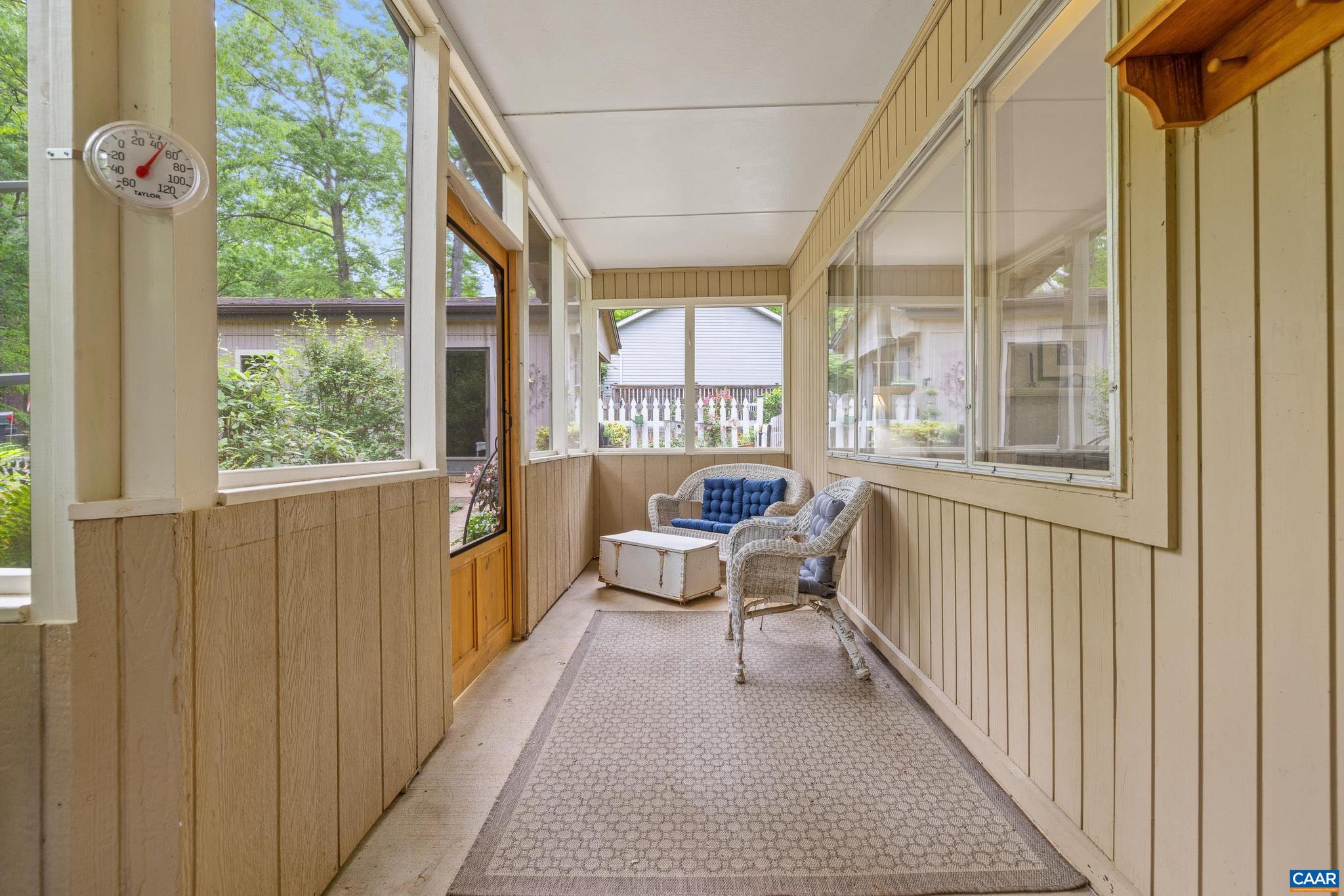 LAKE MONTICELLO - Residential