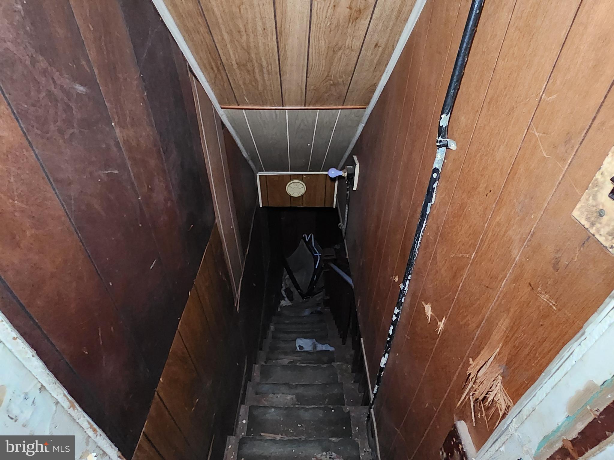 BROADWAY EAST - Residential