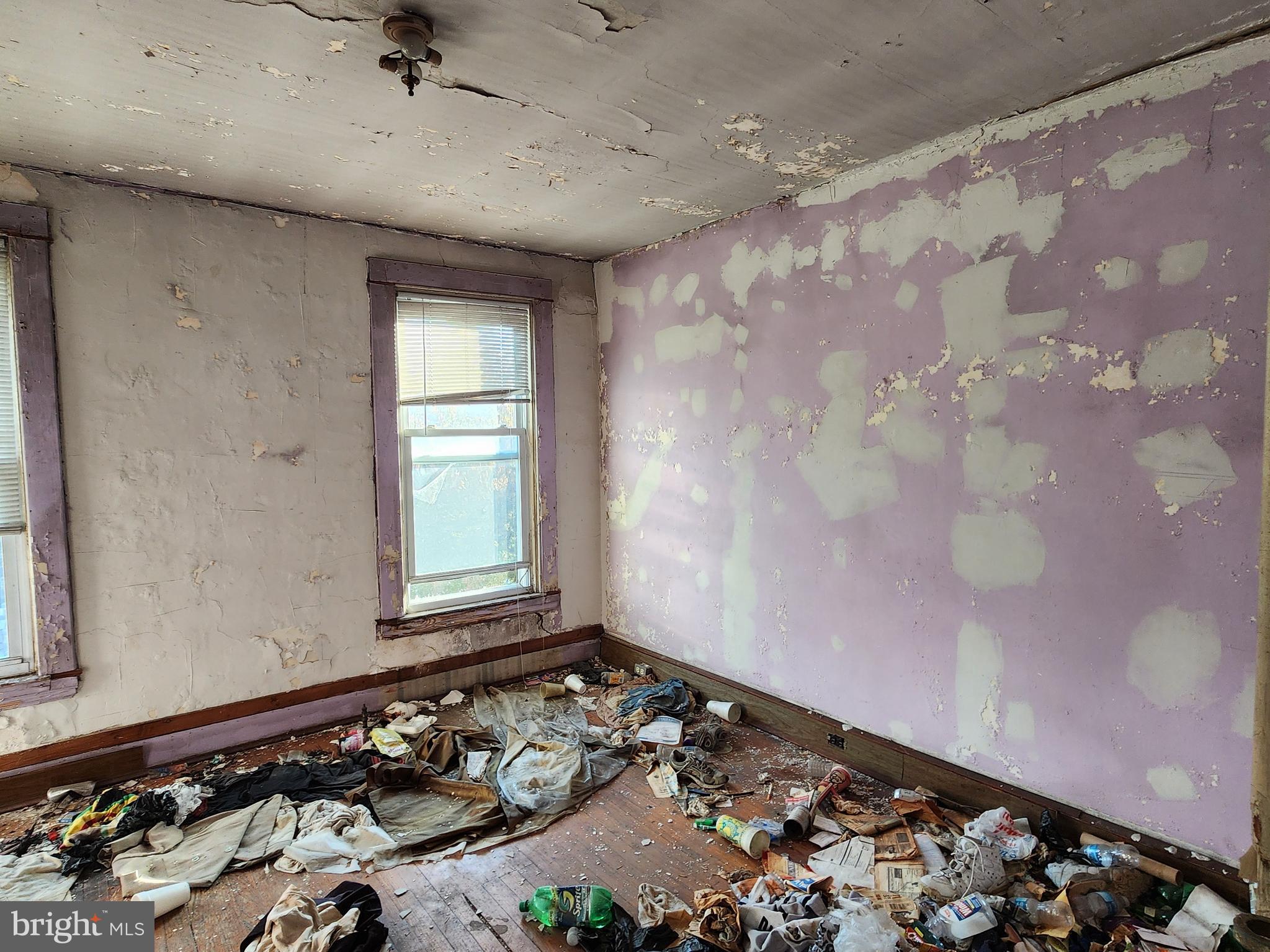 BROADWAY EAST - Residential