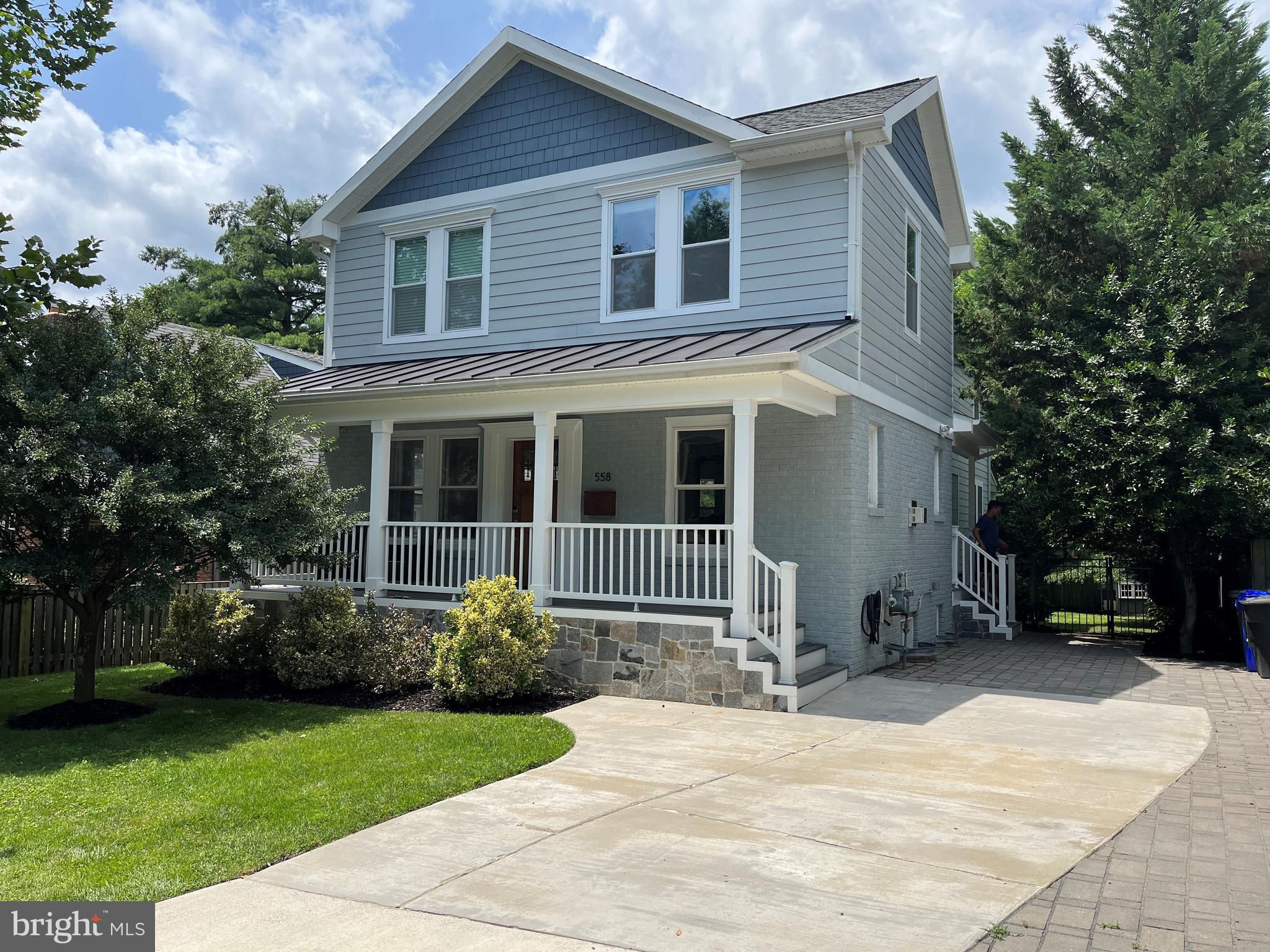 ASHTON HEIGHTS - Residential