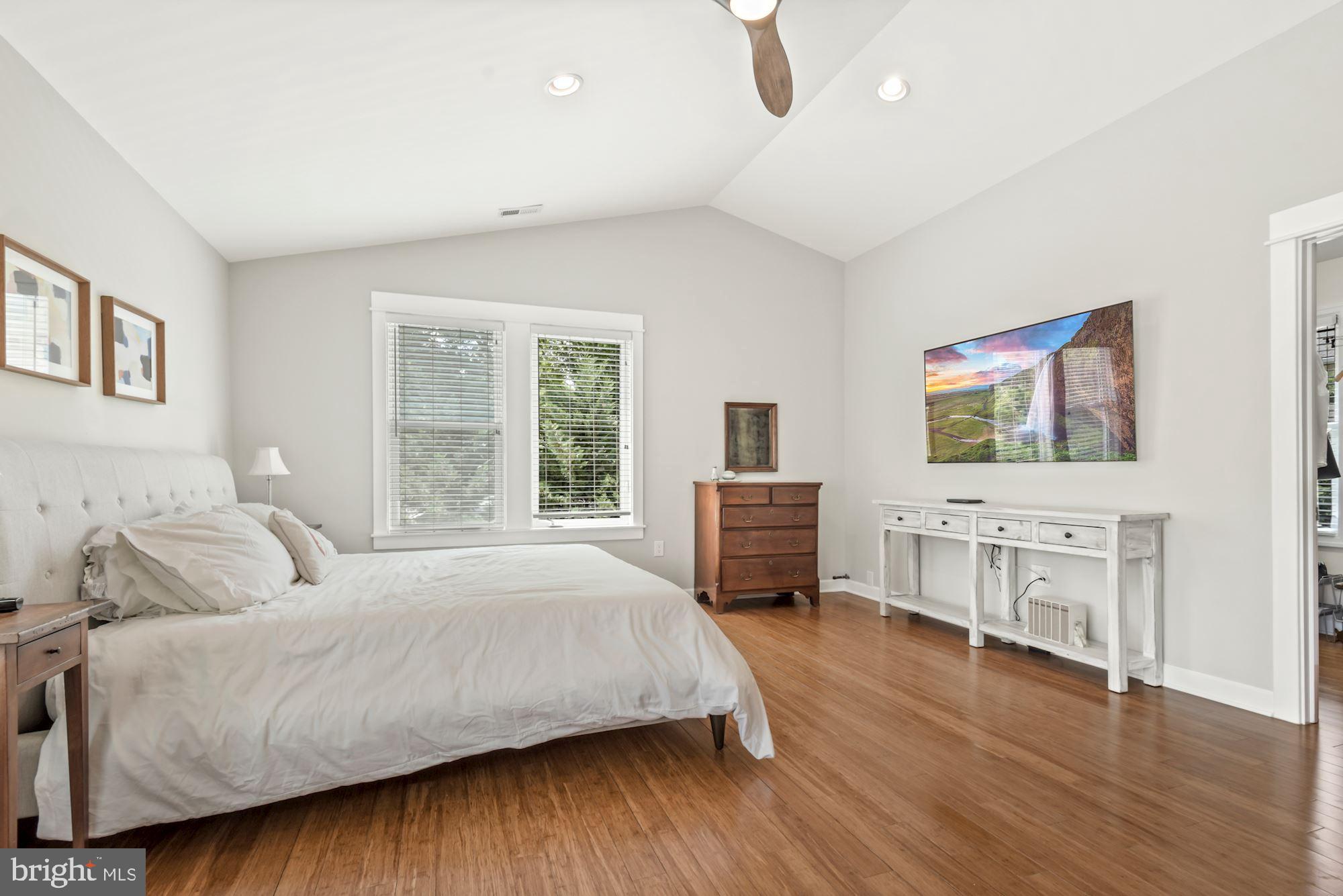 ASHTON HEIGHTS - Residential