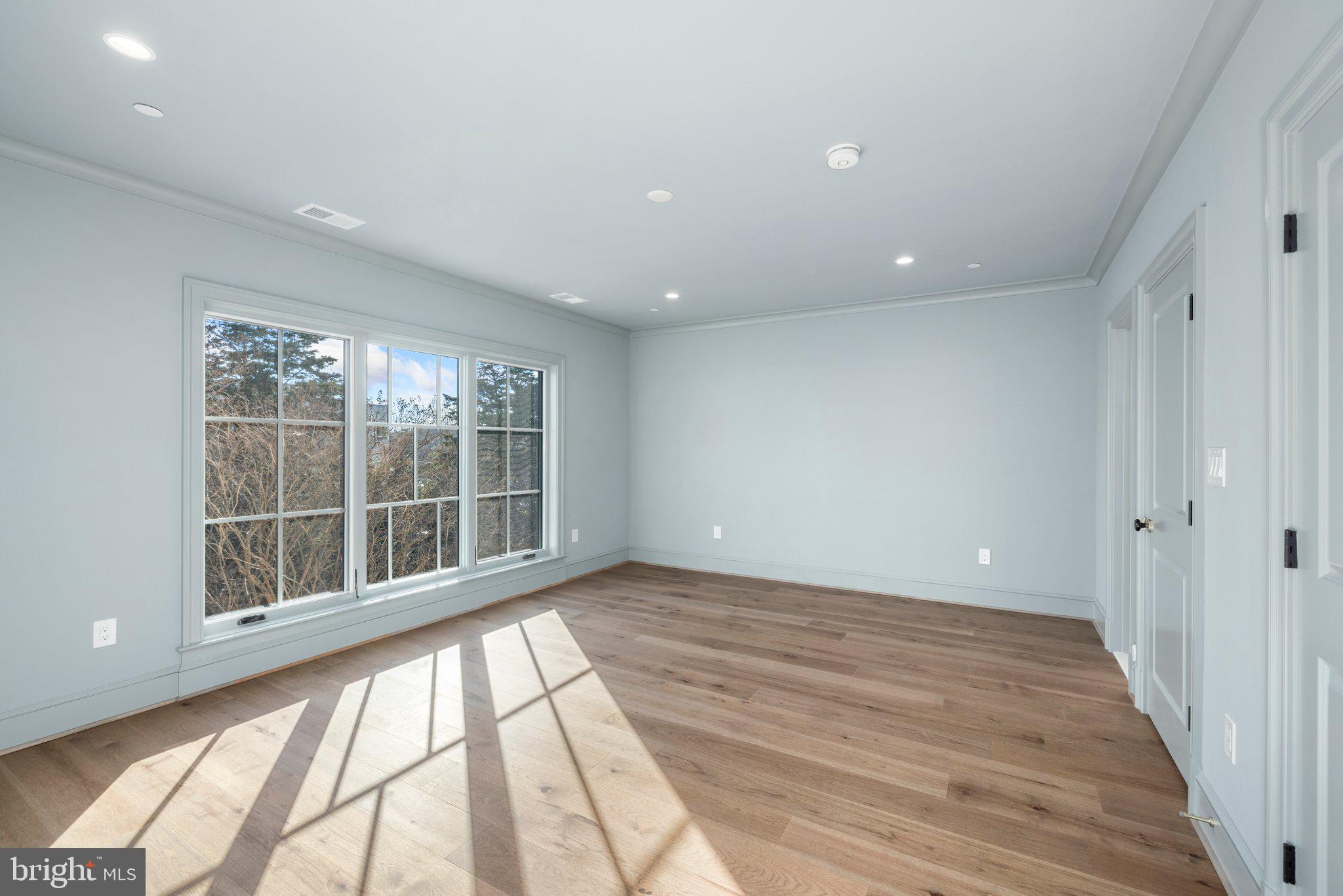 BURLEITH - Residential