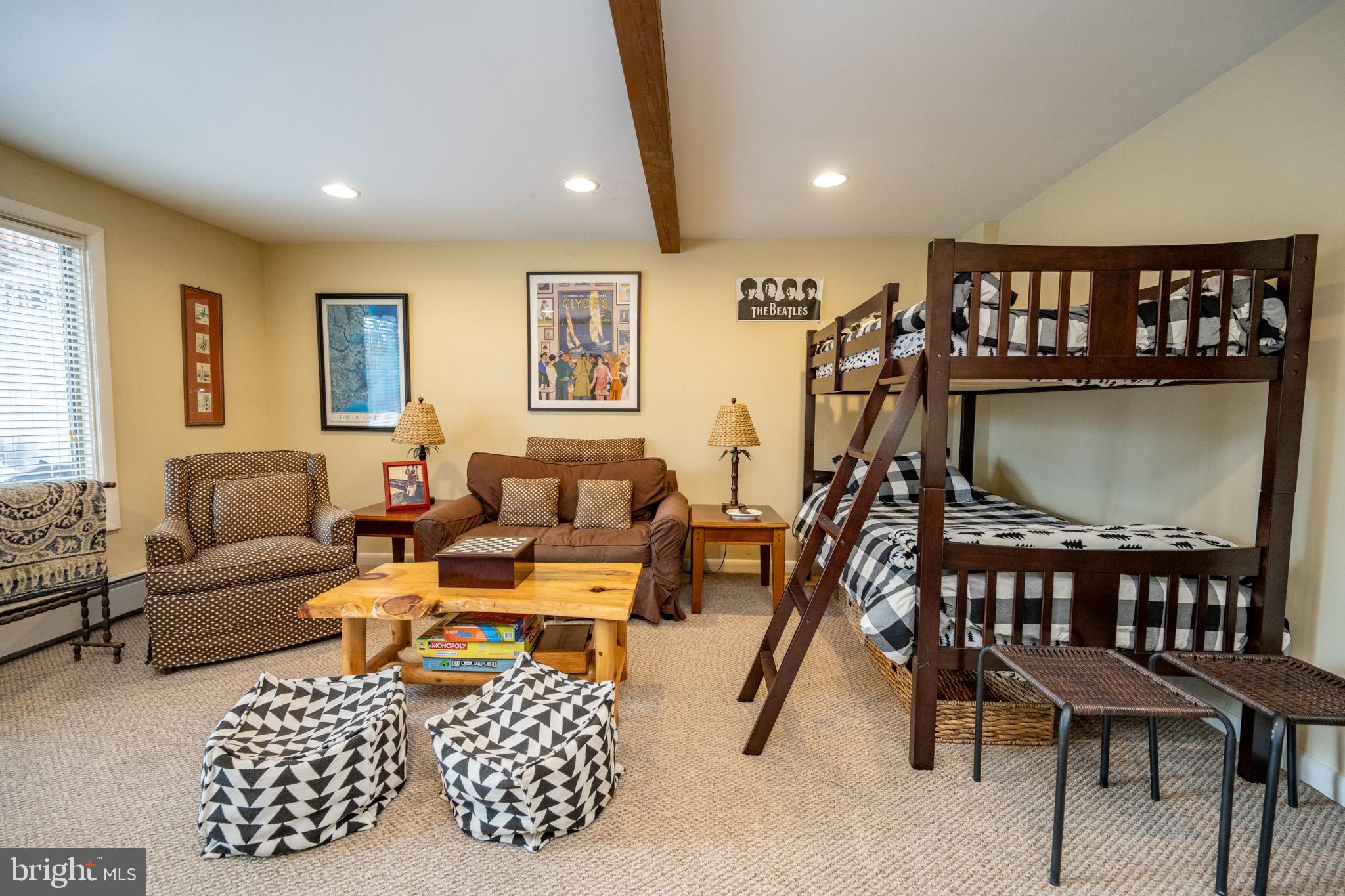 VILLAGES OF WISP - Residential