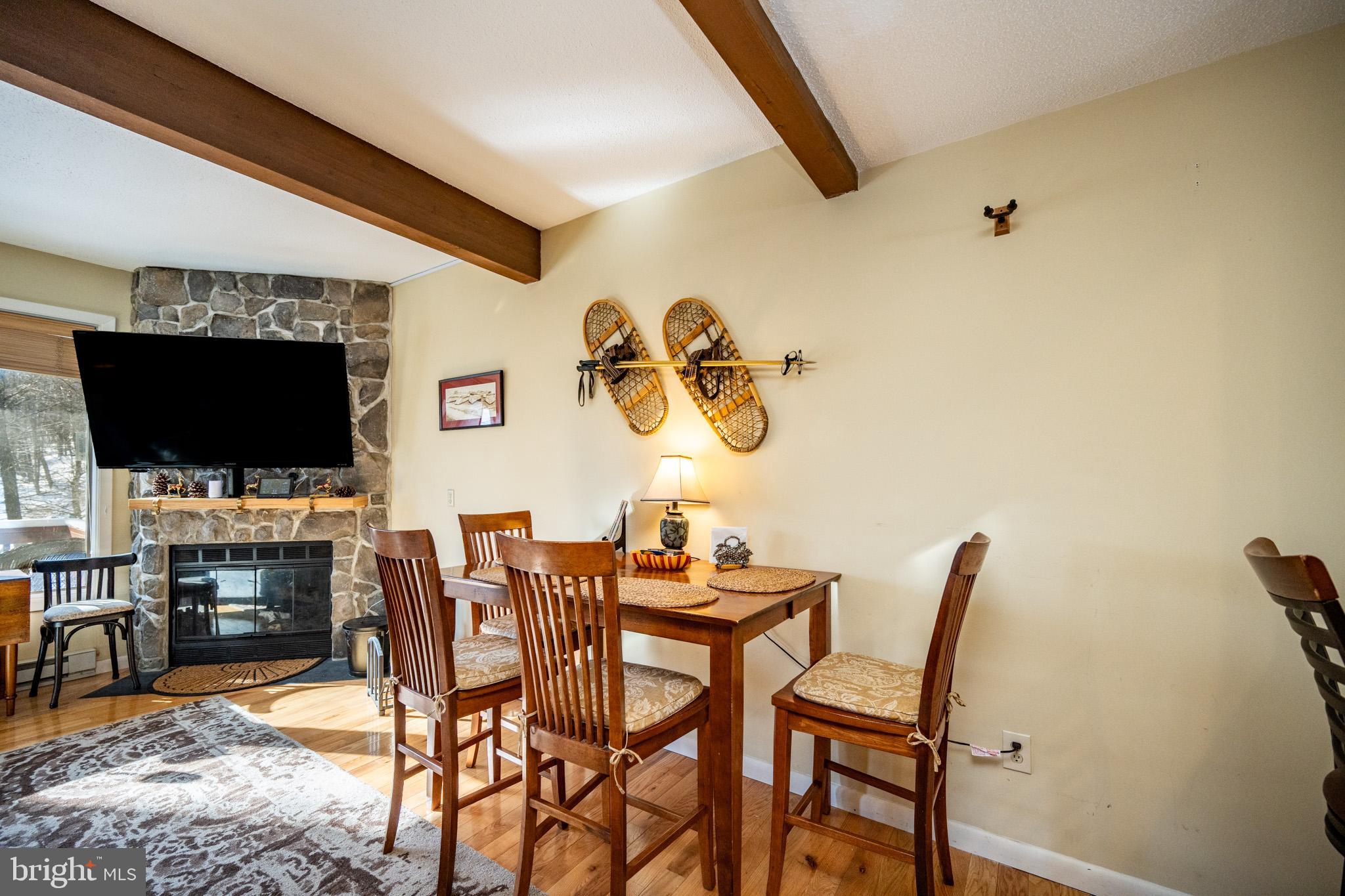 VILLAGES OF WISP - Residential