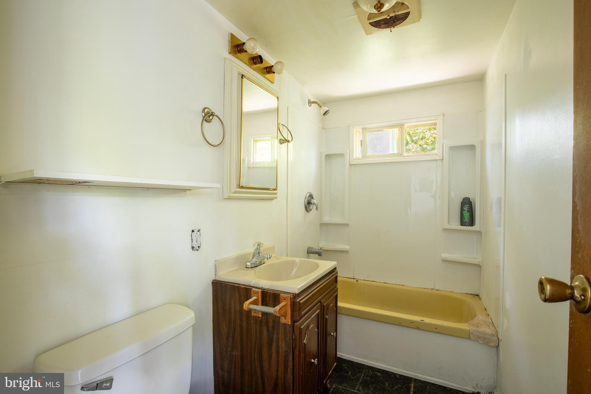 PINE VIEW ACRES - Residential Income