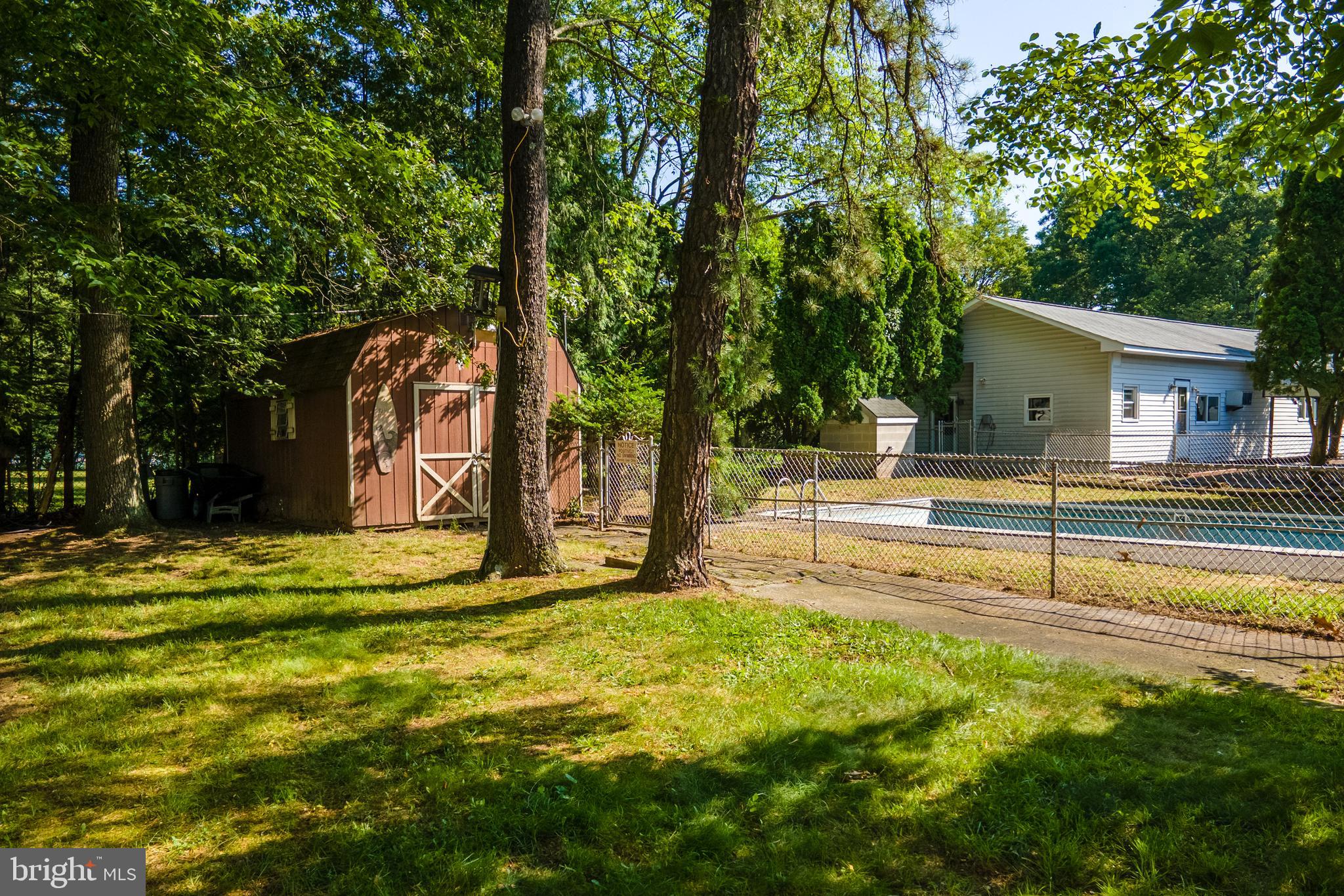 PINE VIEW ACRES - Residential Income