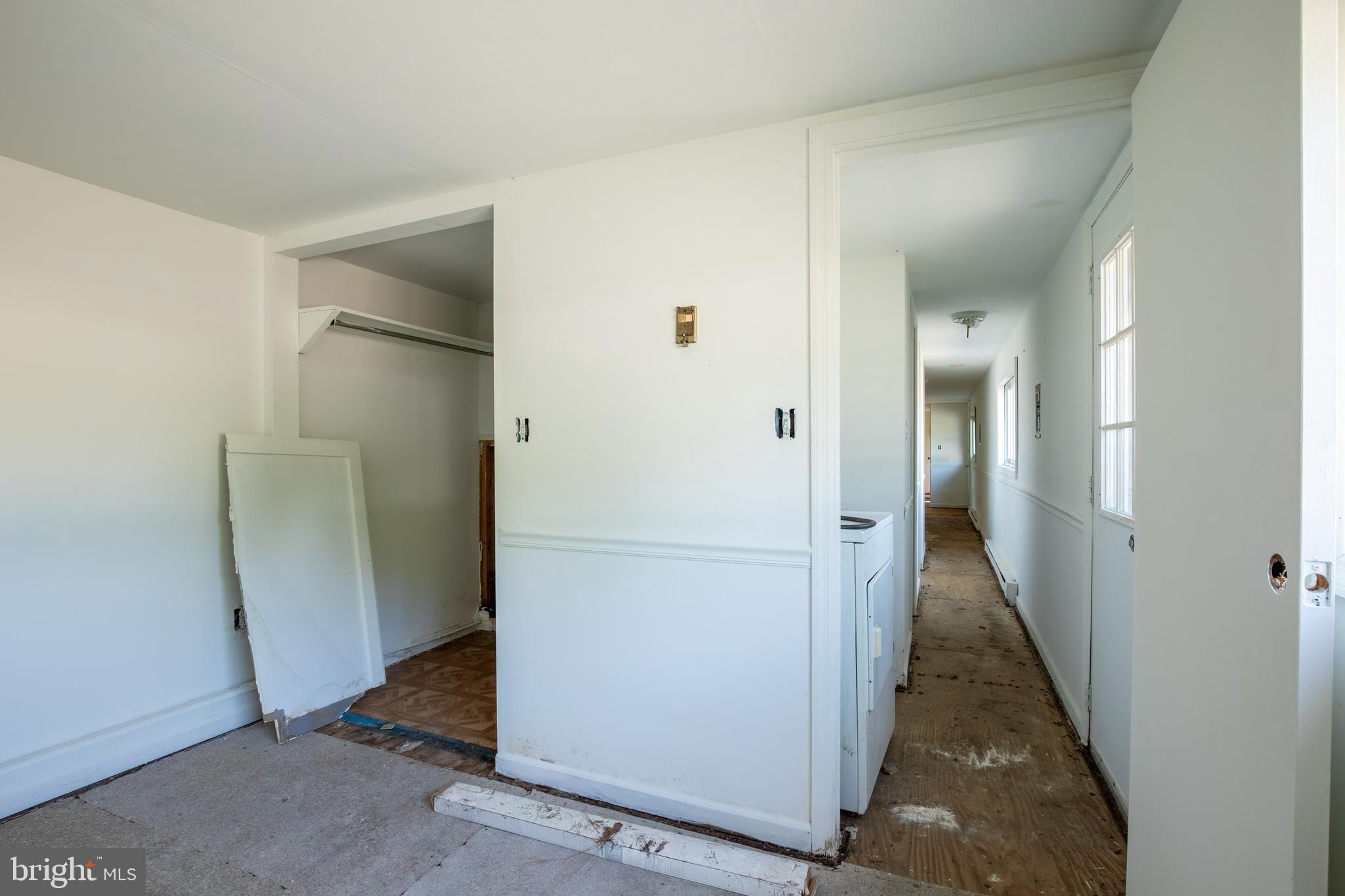 PINE VIEW ACRES - Residential Income