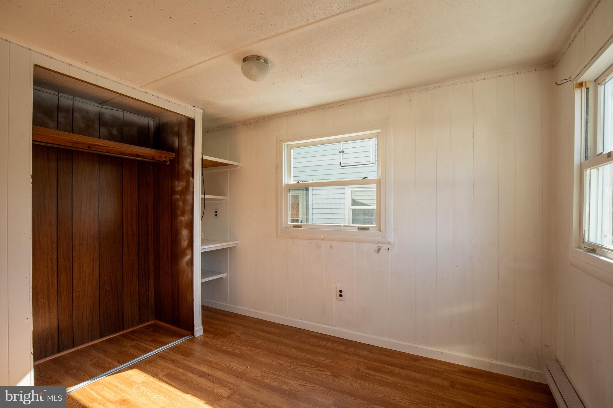 PINE VIEW ACRES - Residential Income