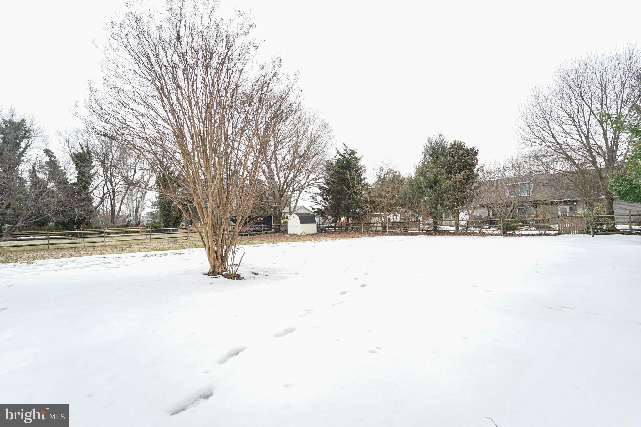 QUEEN ANNE COLONY - Residential