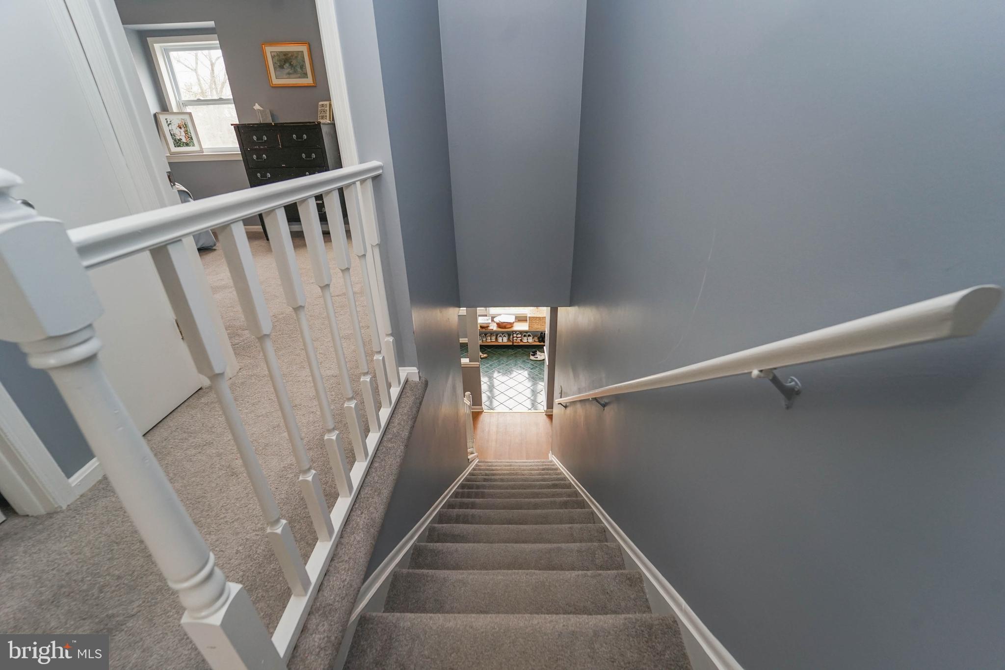 QUEEN ANNE COLONY - Residential