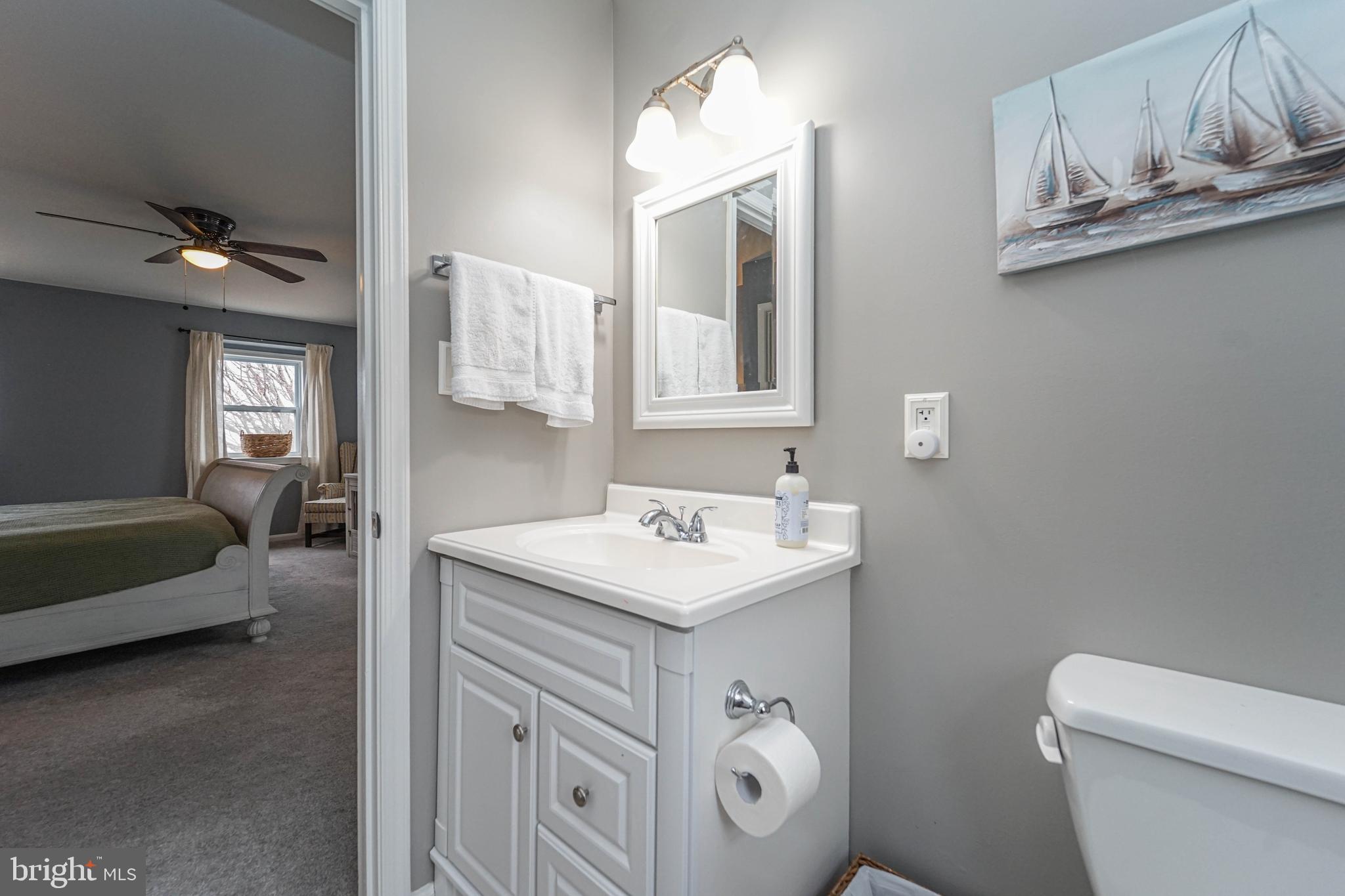 QUEEN ANNE COLONY - Residential