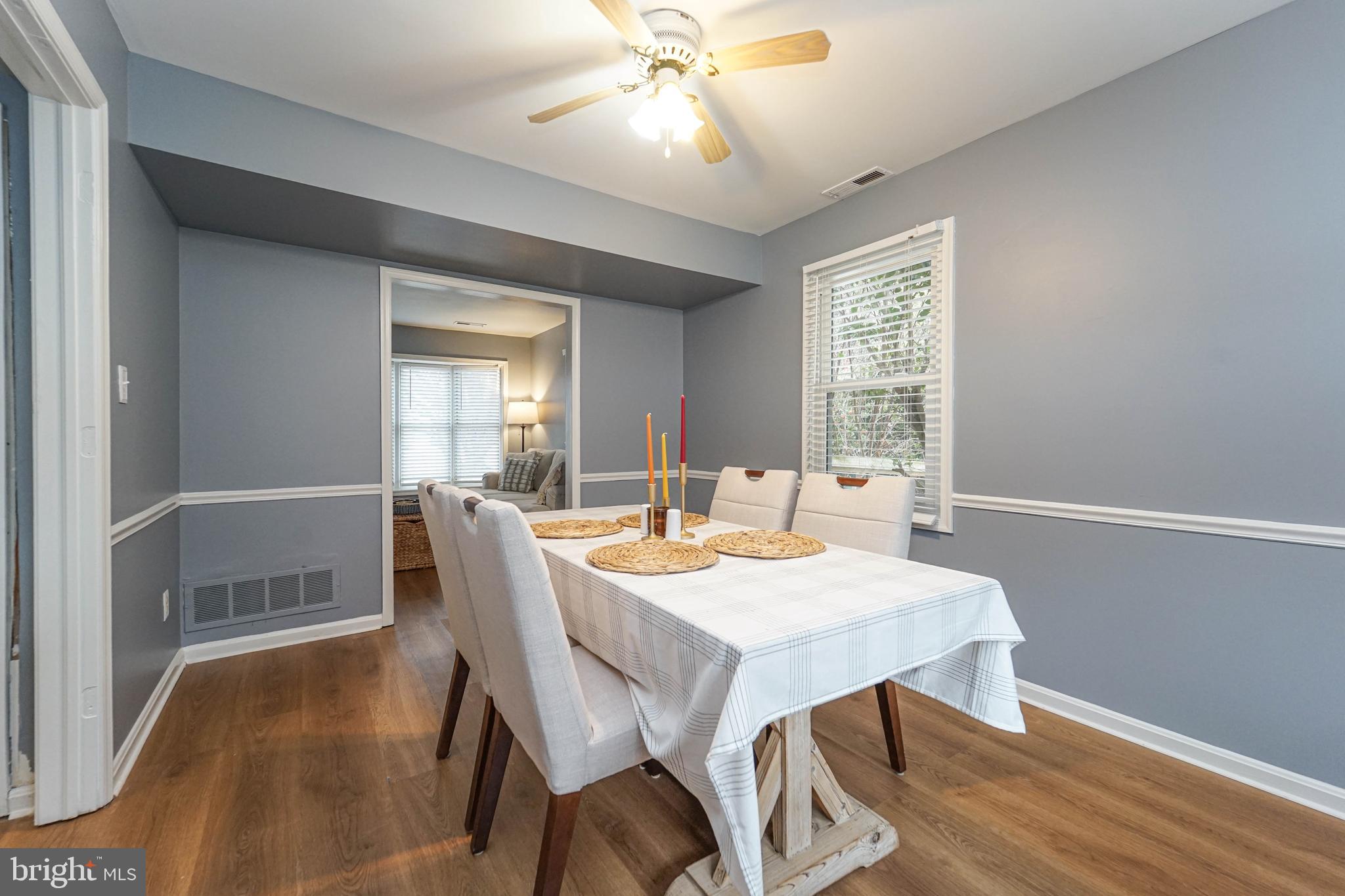 QUEEN ANNE COLONY - Residential