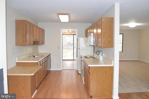 LYNETREE - Residential Lease