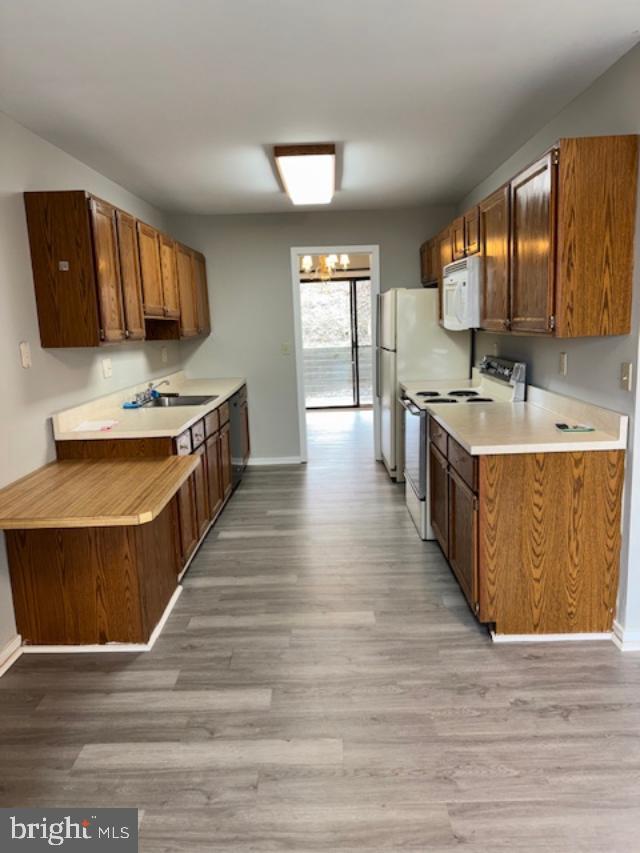 LYNETREE - Residential Lease