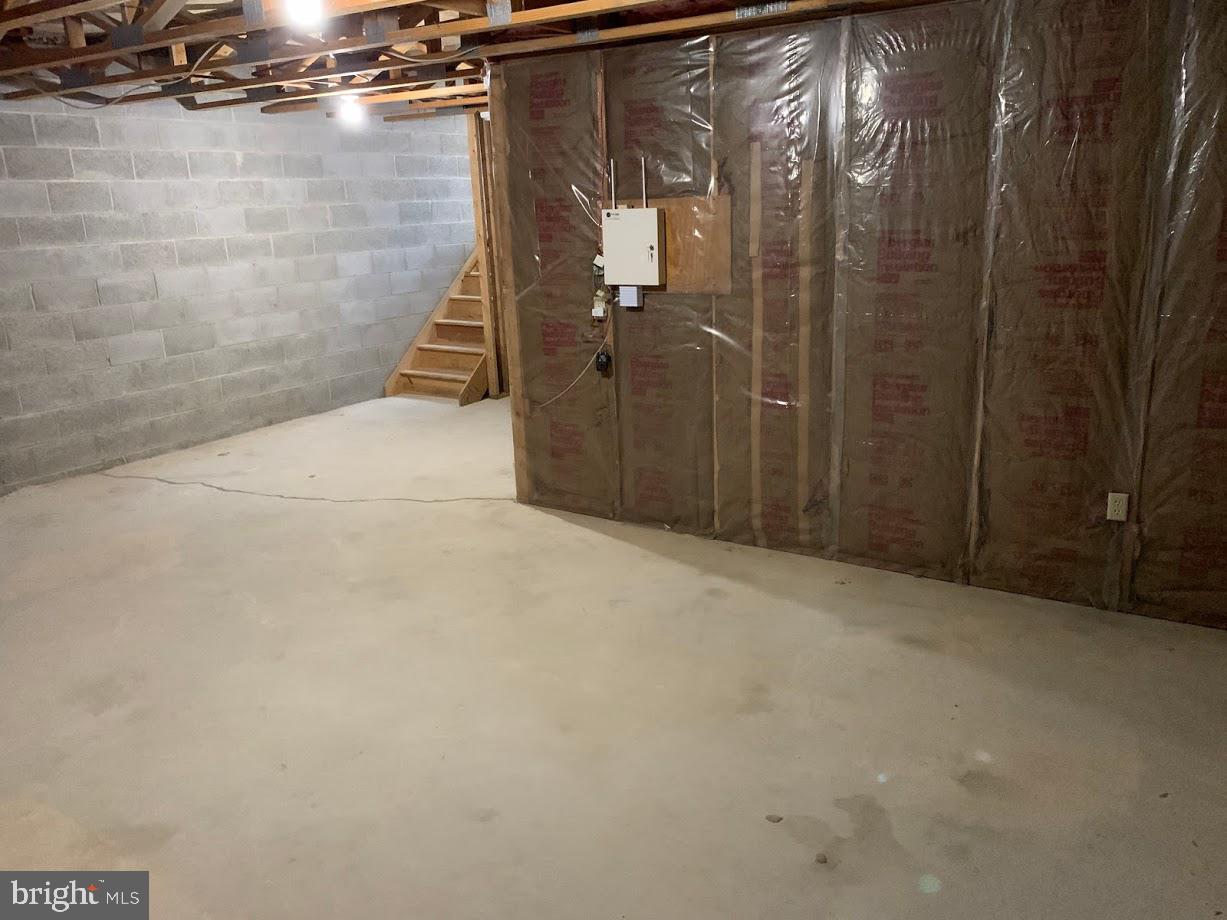 LYNETREE - Residential Lease