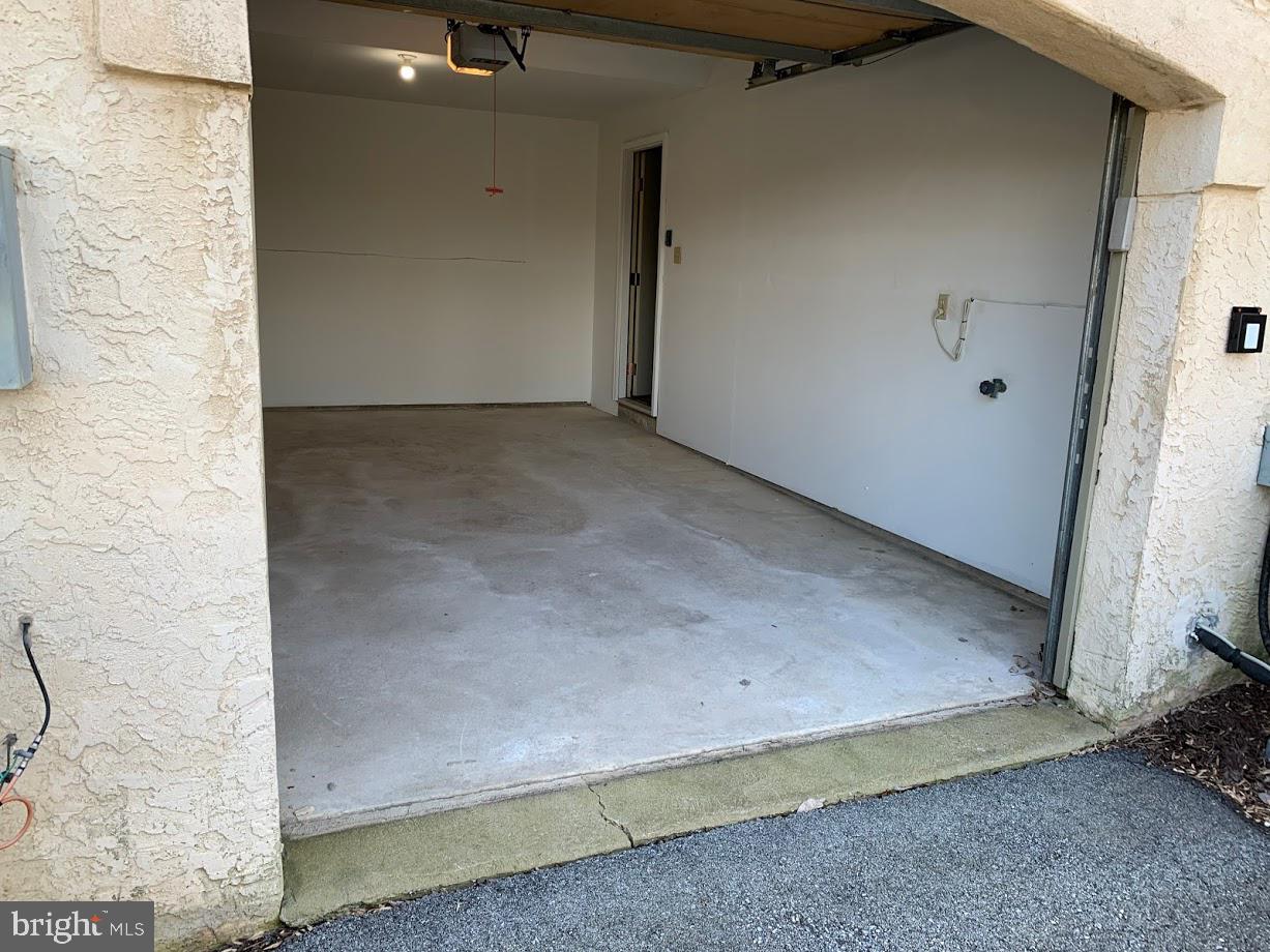 LYNETREE - Residential Lease