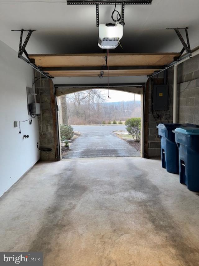 LYNETREE - Residential Lease