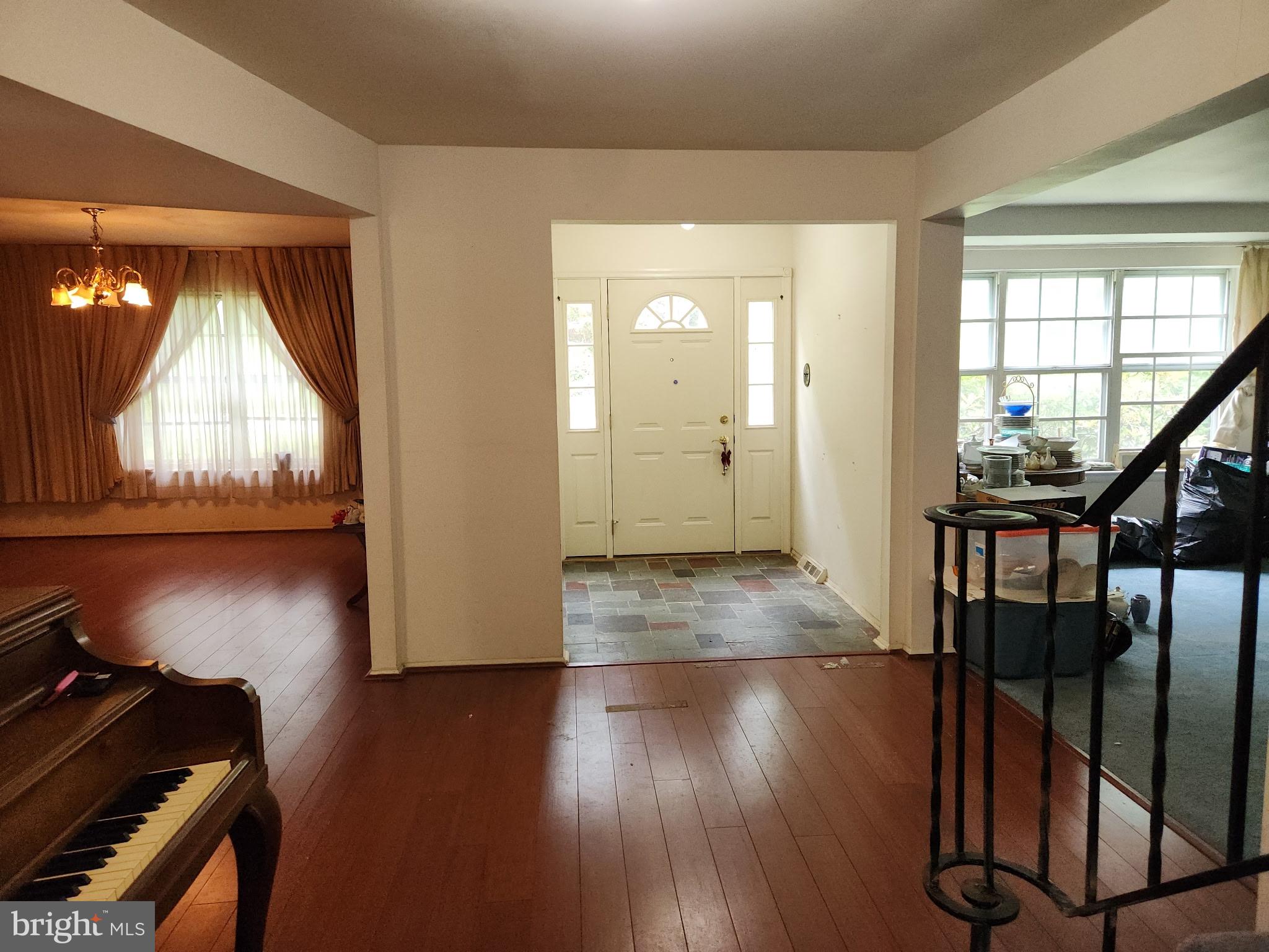 7 RIDGE ROAD