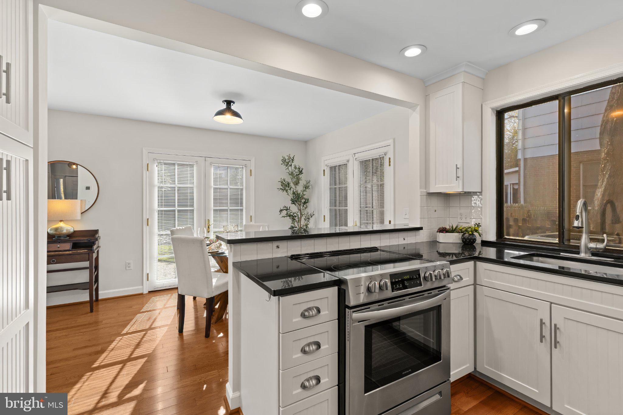 VILLAGE OF SEVERNA PARK - Residential