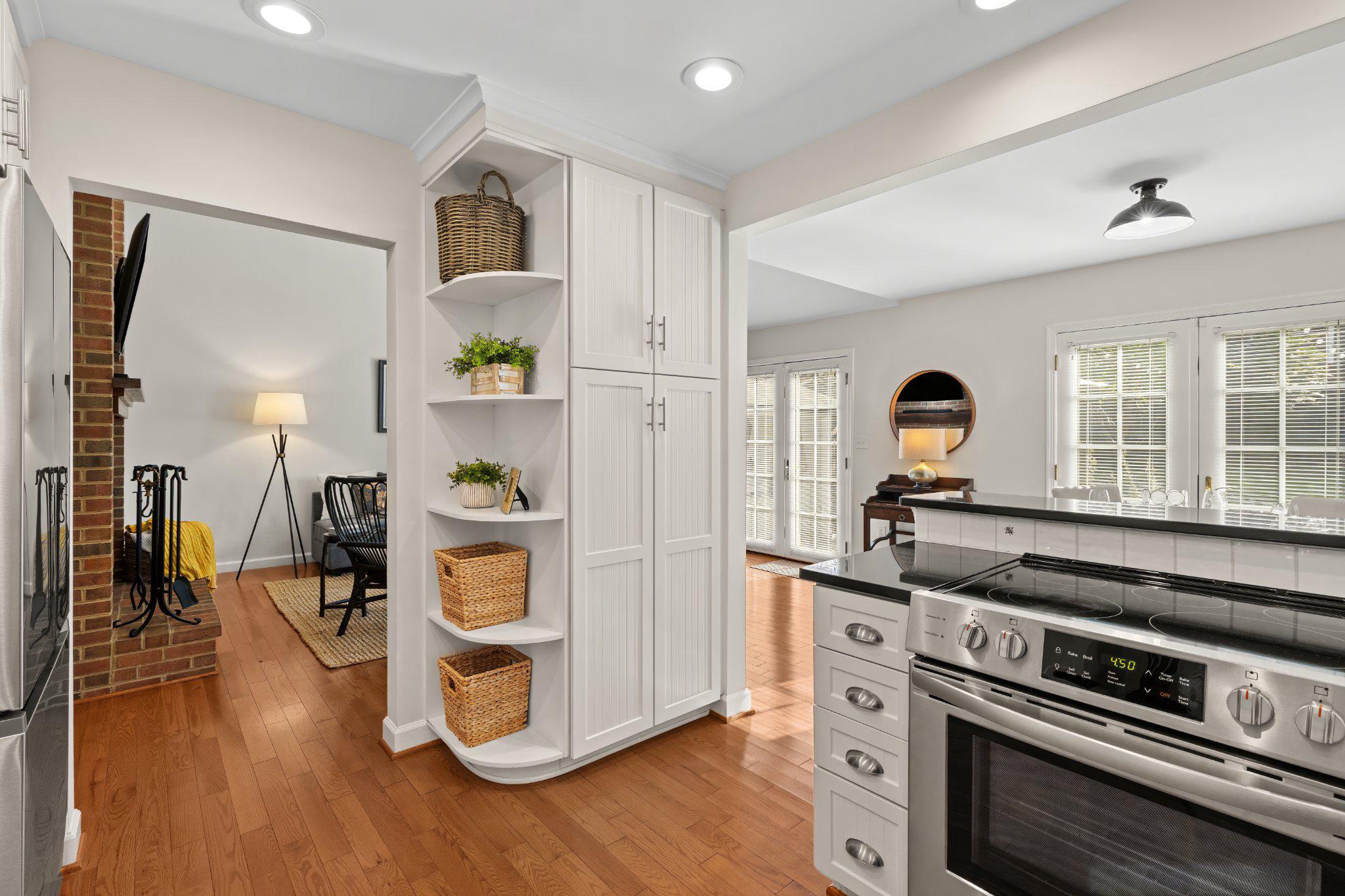 VILLAGE OF SEVERNA PARK - Residential