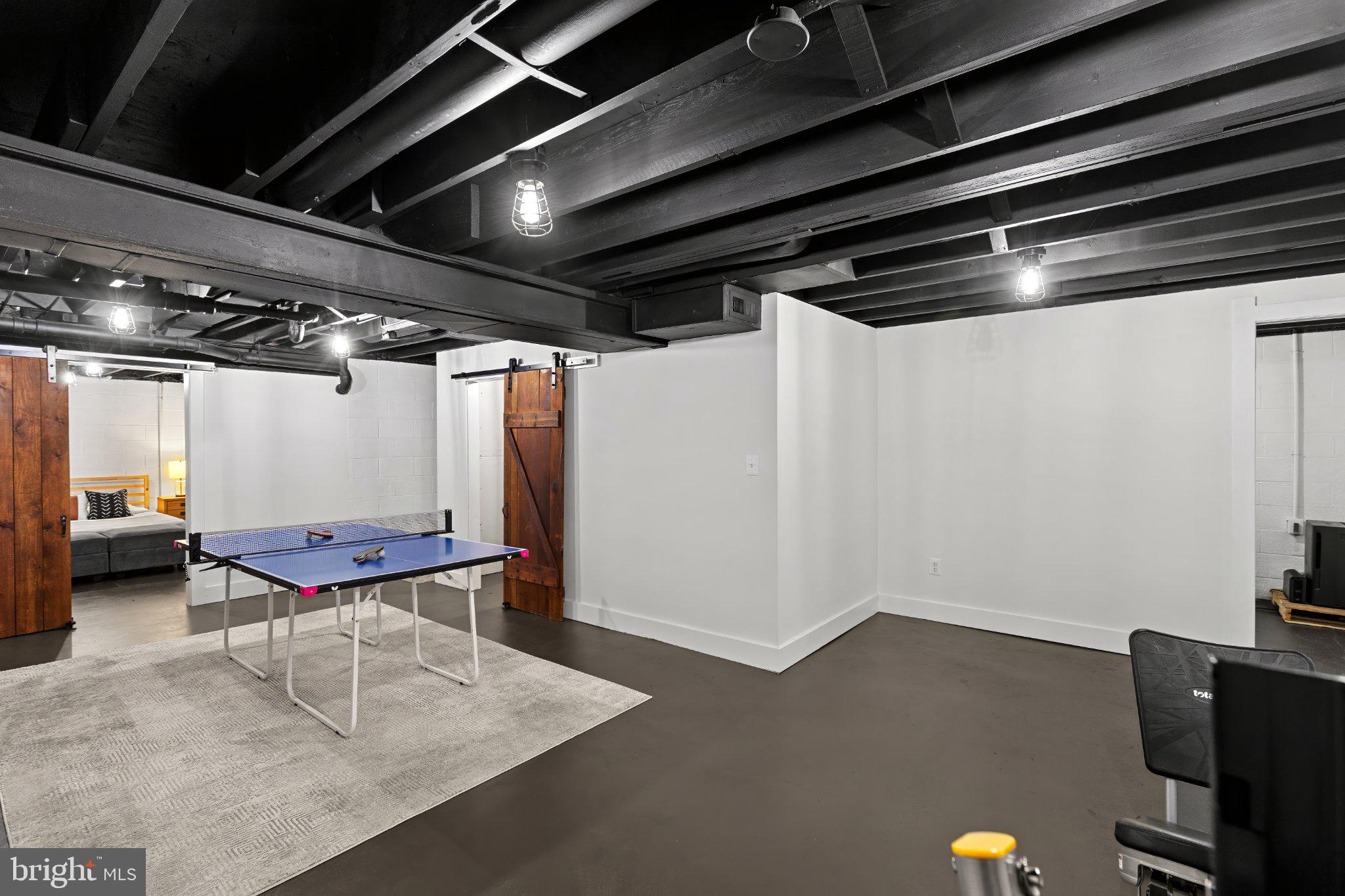 VILLAGE OF SEVERNA PARK - Residential