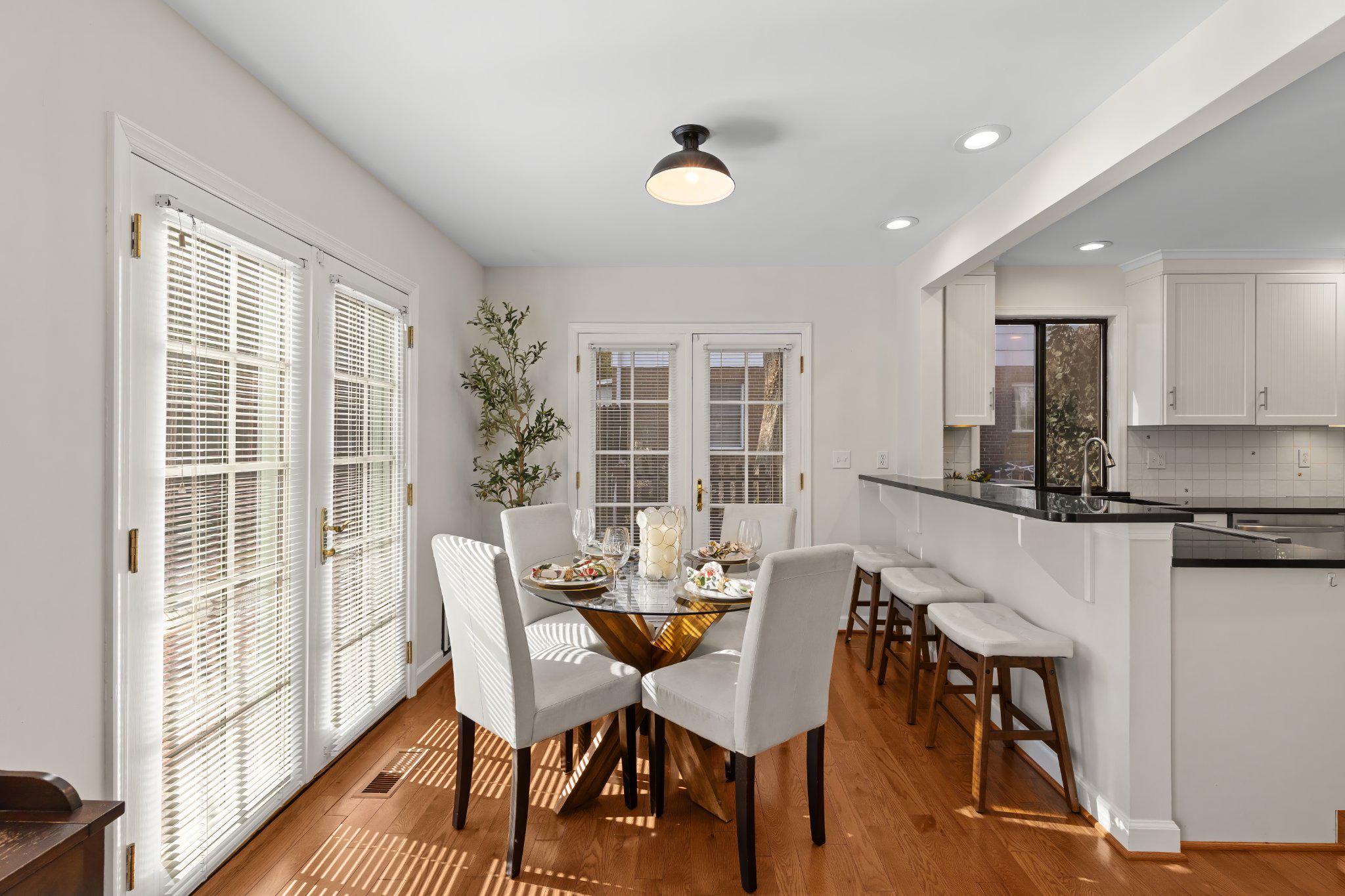 VILLAGE OF SEVERNA PARK - Residential