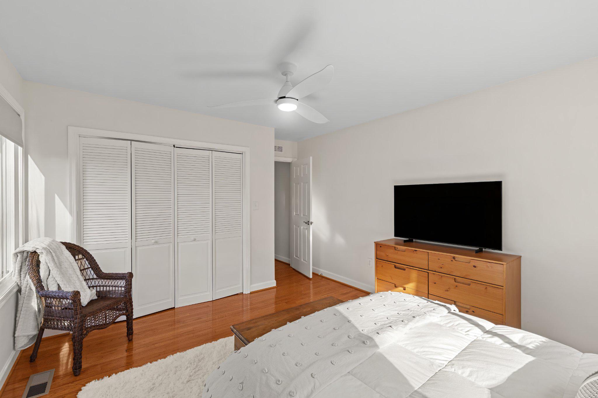 VILLAGE OF SEVERNA PARK - Residential