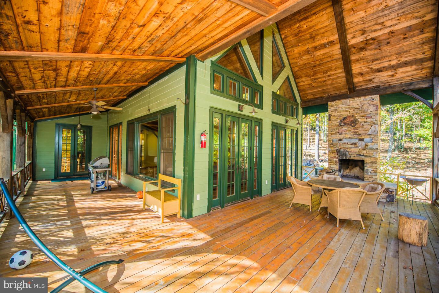 ROCK GAP SPRINGS - Residential