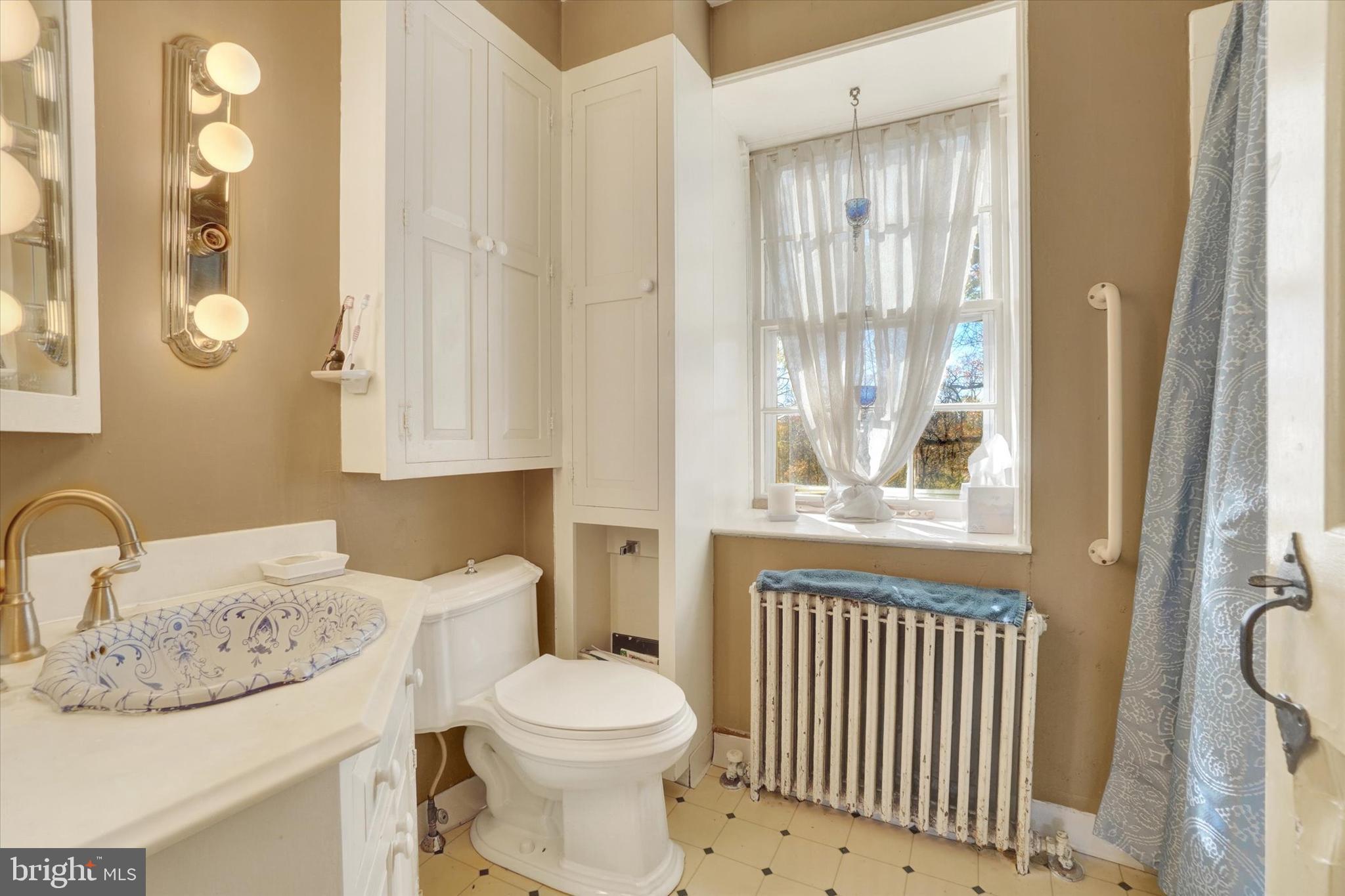 BRITTANY II - Residential