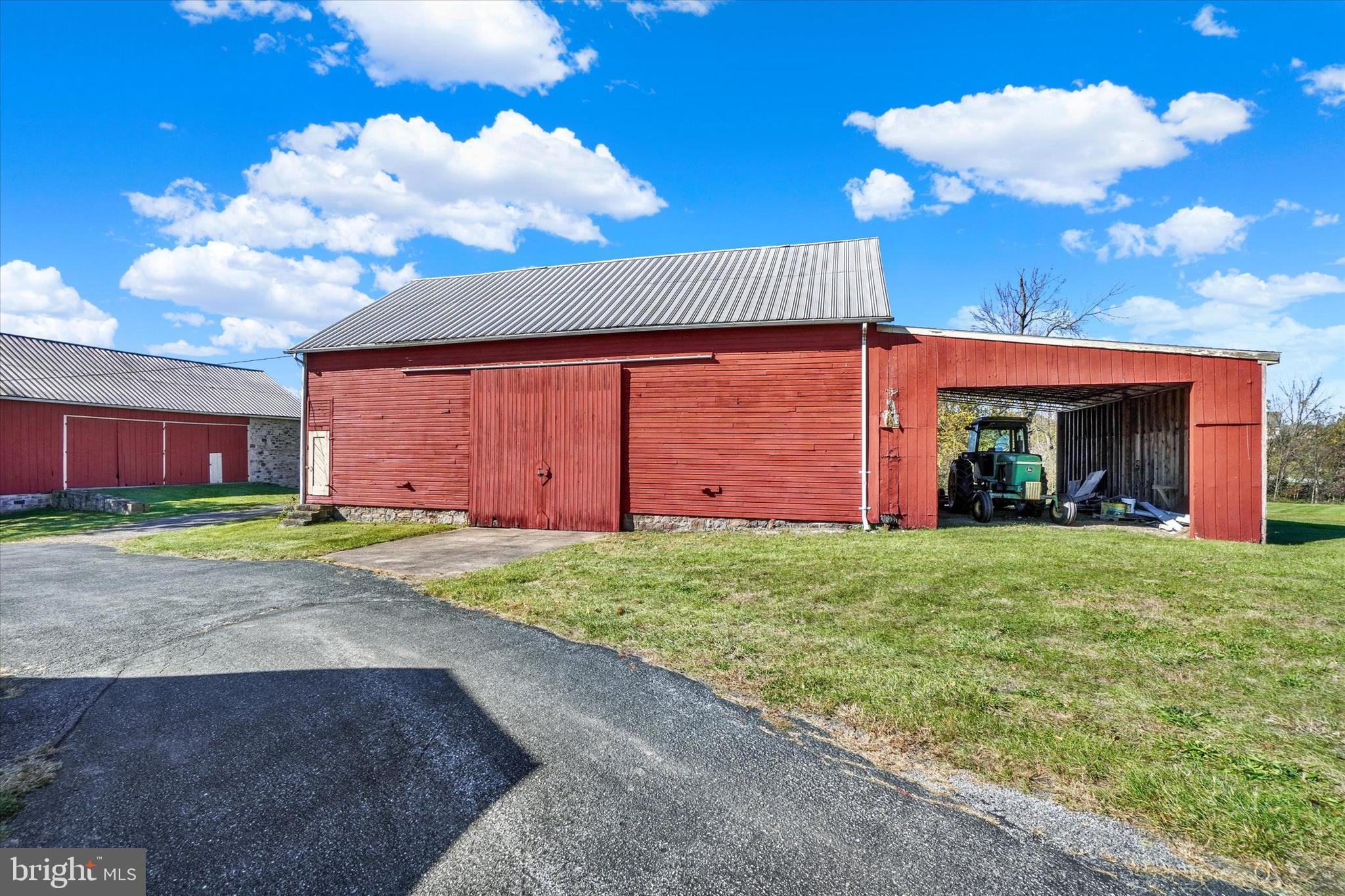 BRITTANY II - Residential