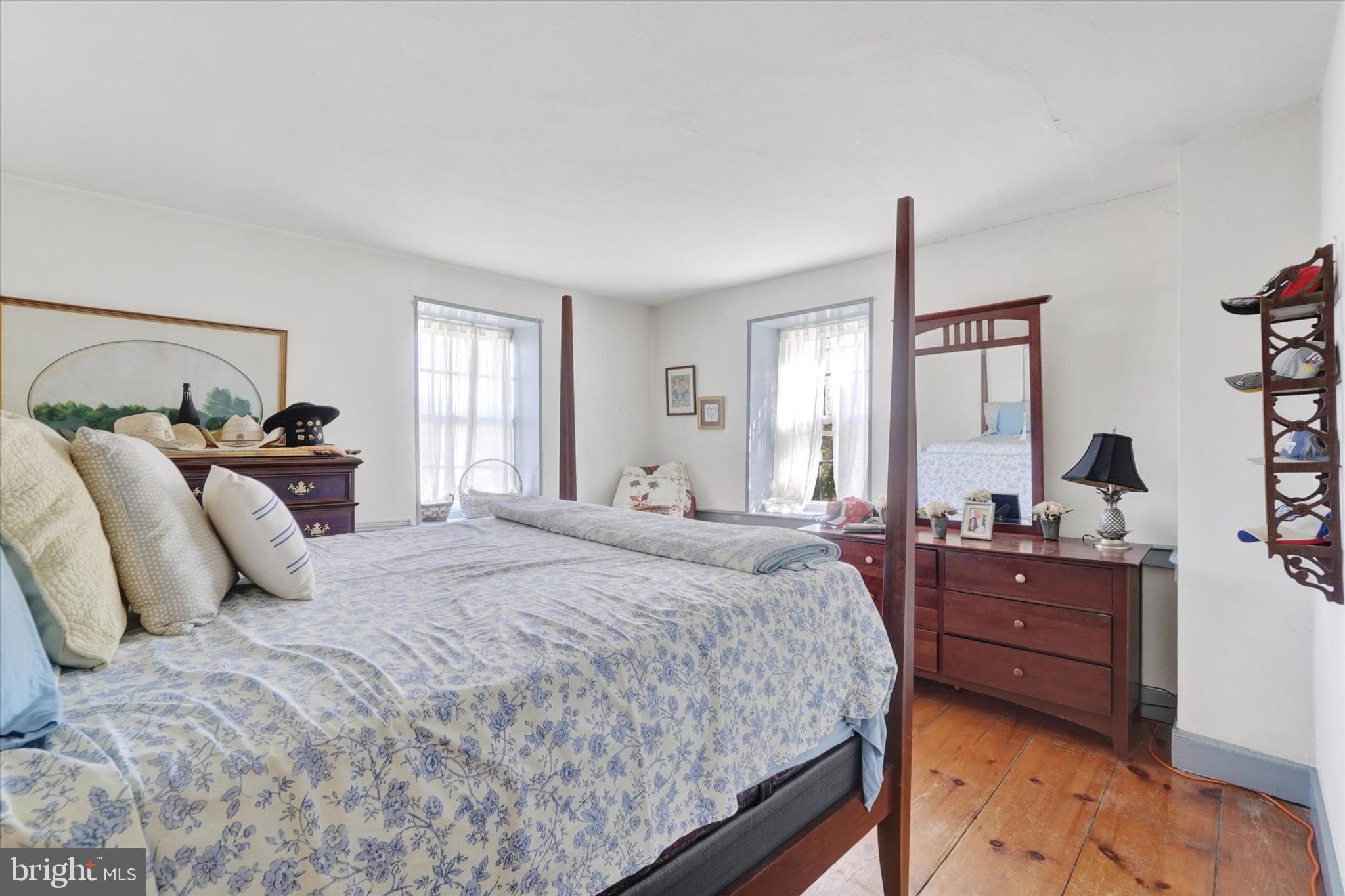 BRITTANY II - Residential