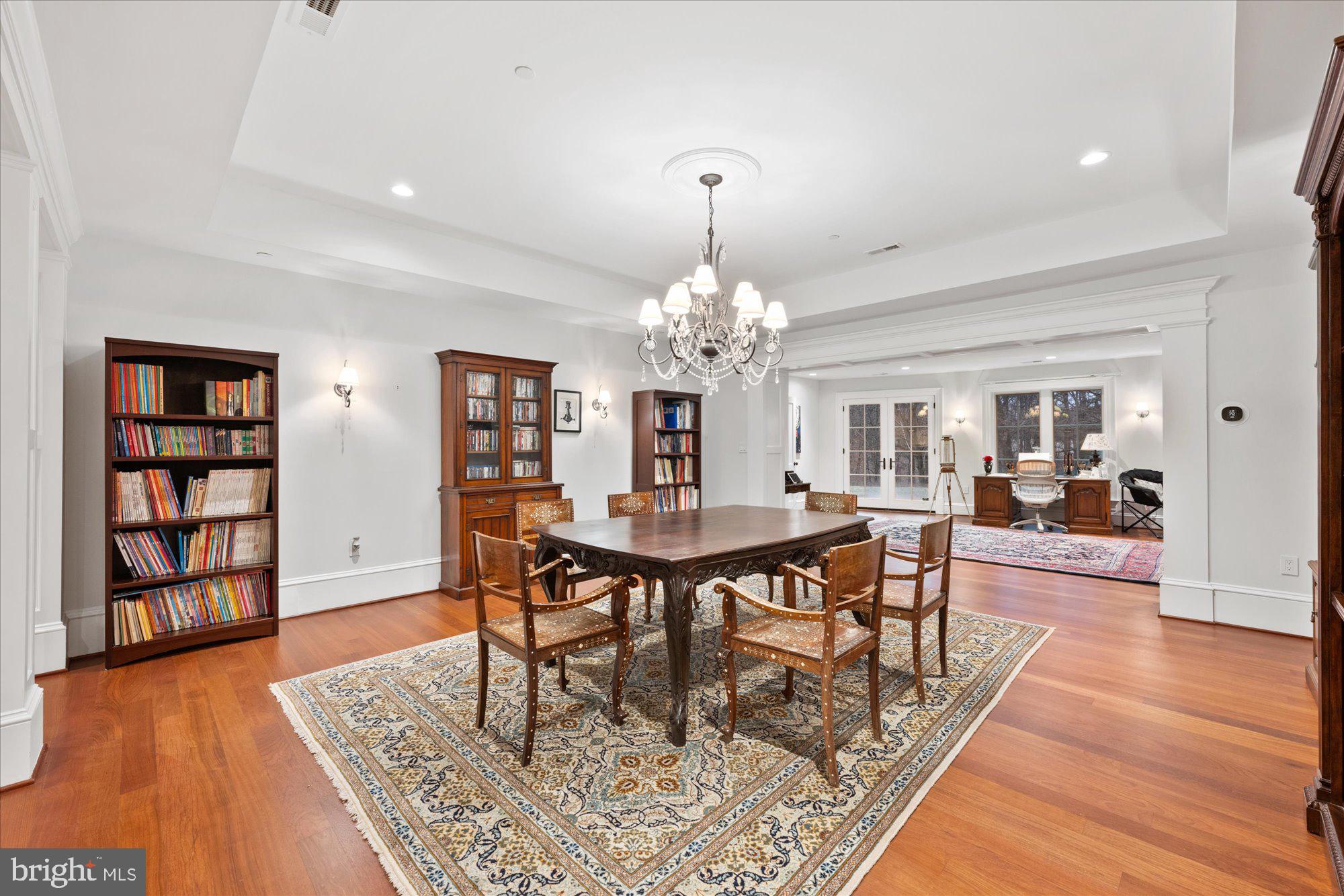 MERRY GO ROUND FARM - Residential