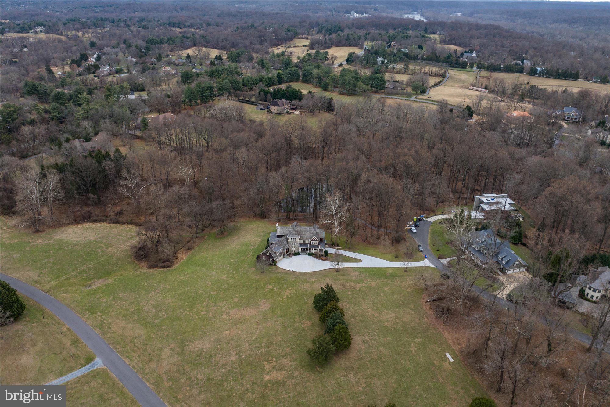MERRY GO ROUND FARM - Residential
