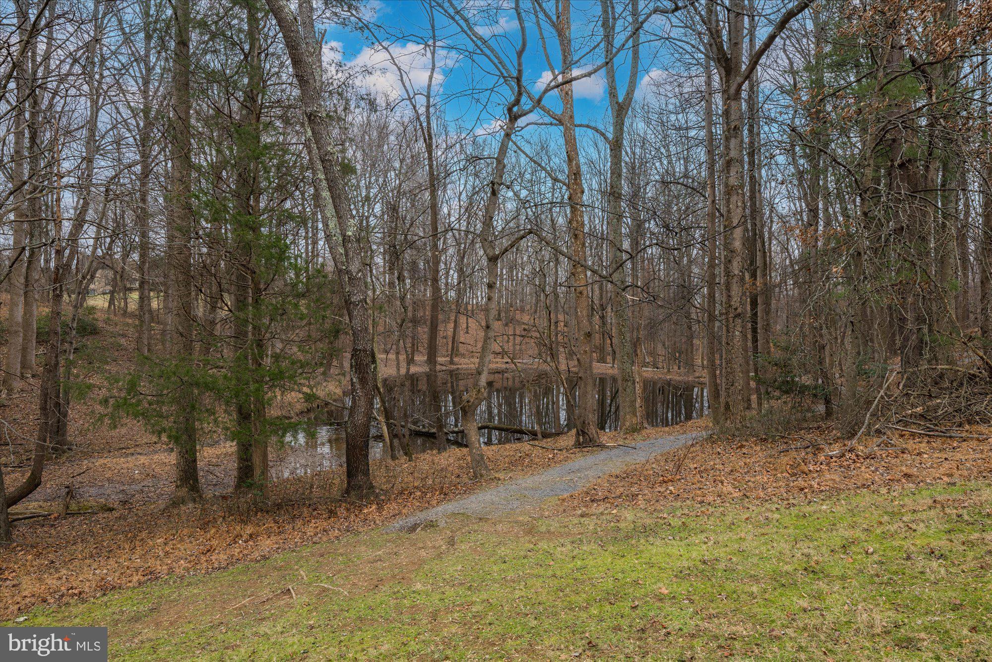 MERRY GO ROUND FARM - Residential