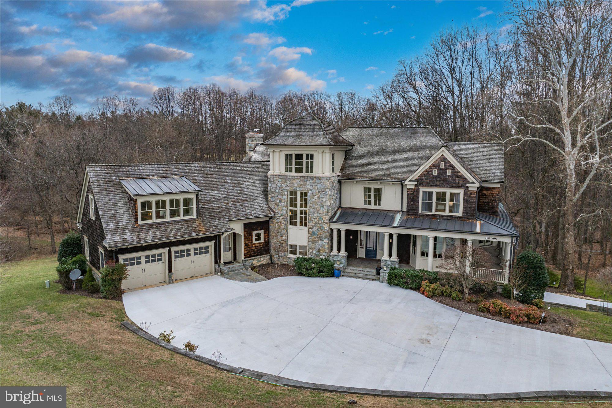 MERRY GO ROUND FARM - Residential