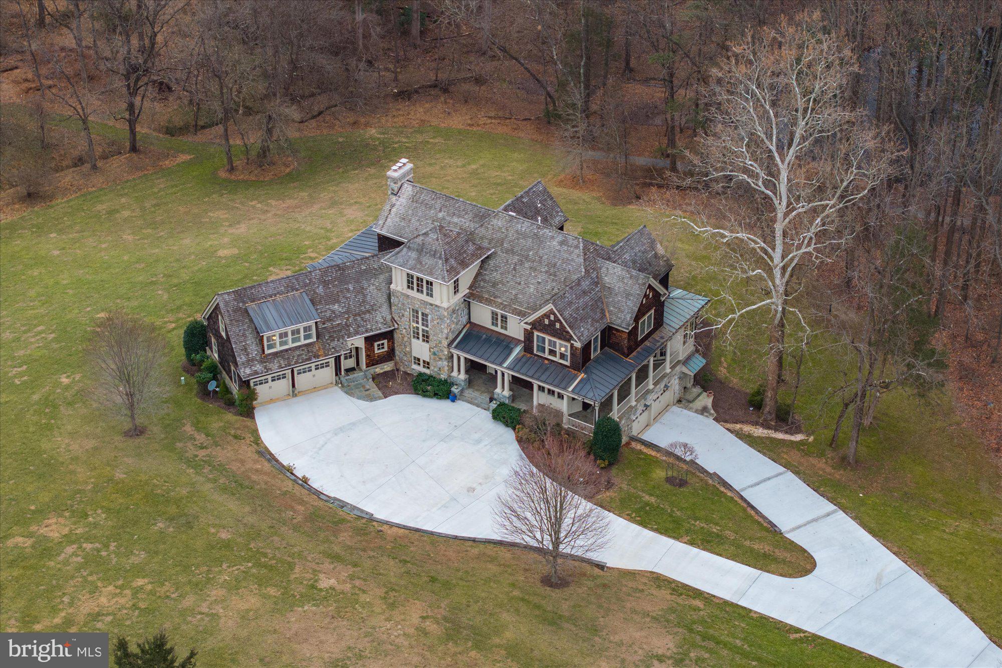 MERRY GO ROUND FARM - Residential