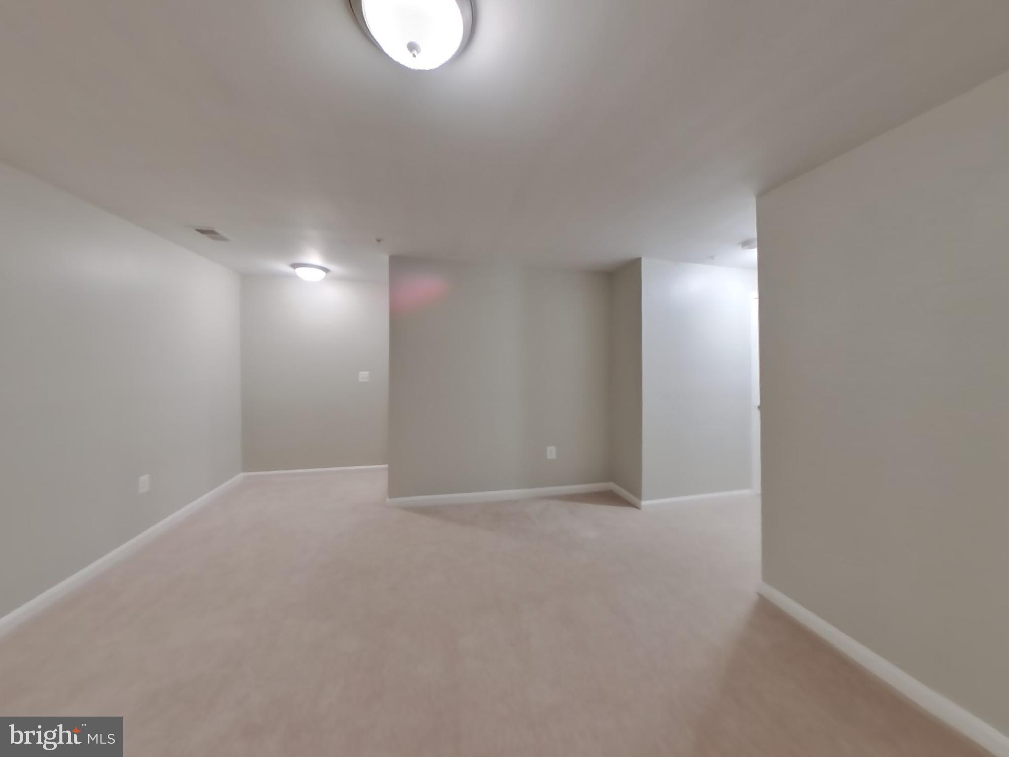 ROCKWELL SUB - Residential Lease