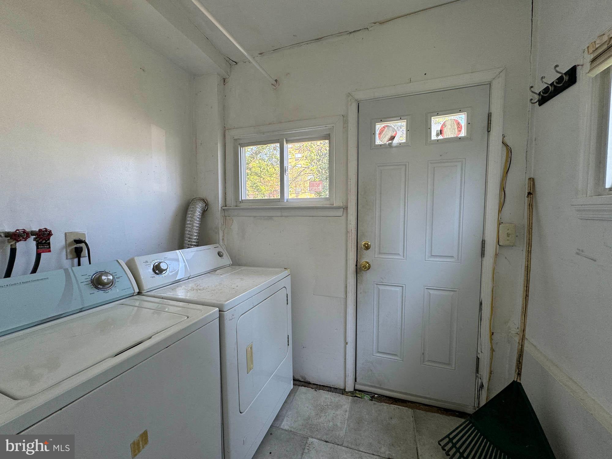 WAVERLY - Residential