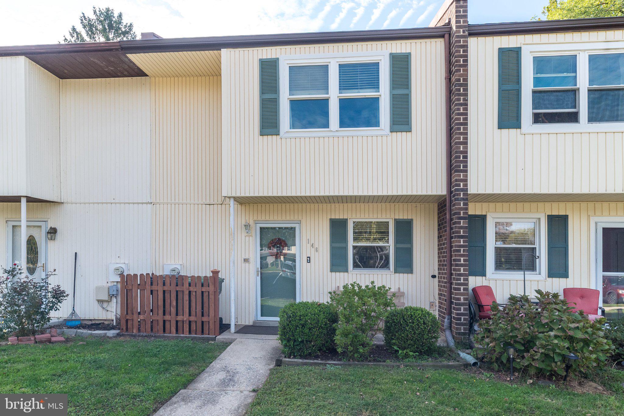 146 ASCOT COURT 31