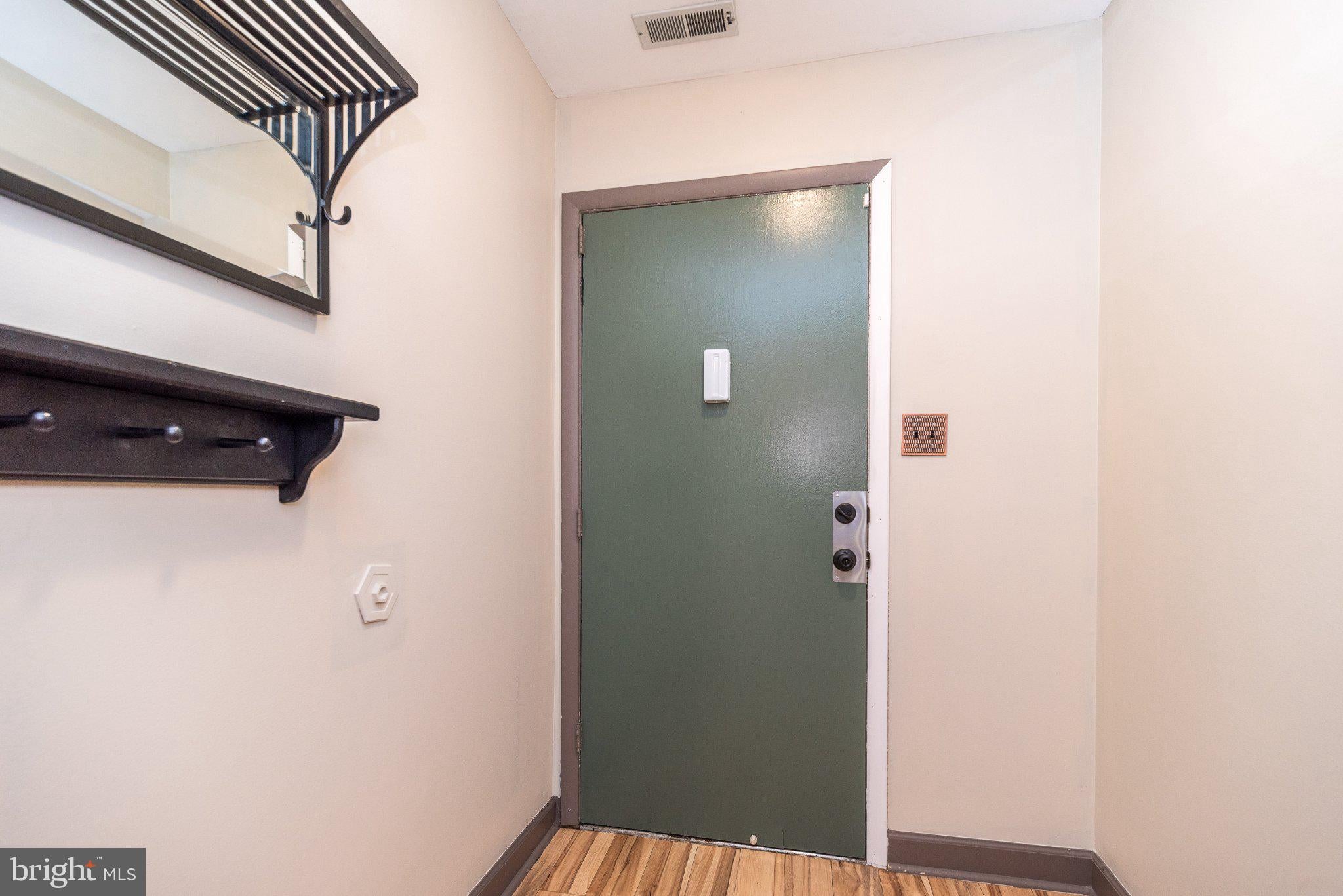 146 ASCOT COURT 31