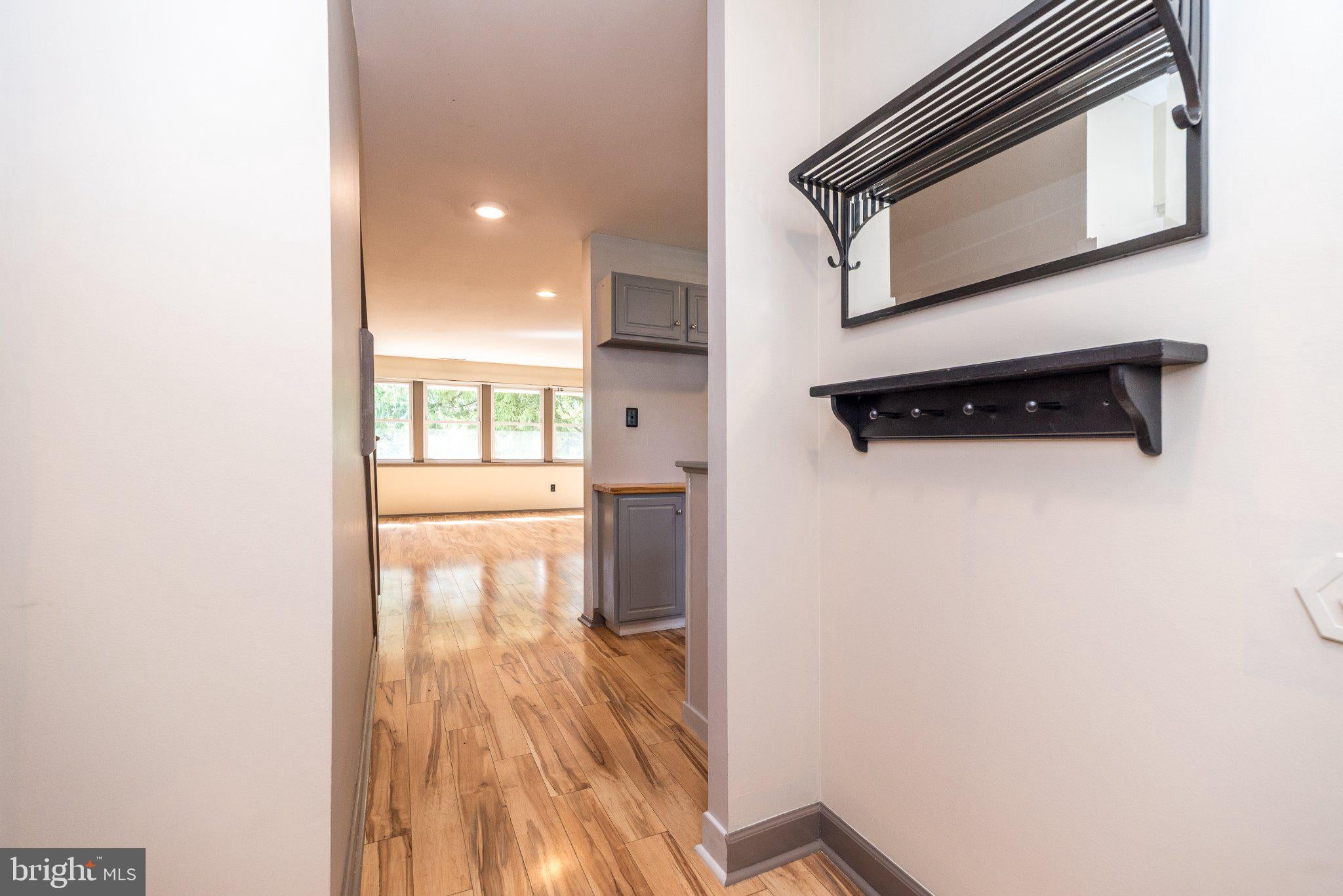 146 ASCOT COURT 31