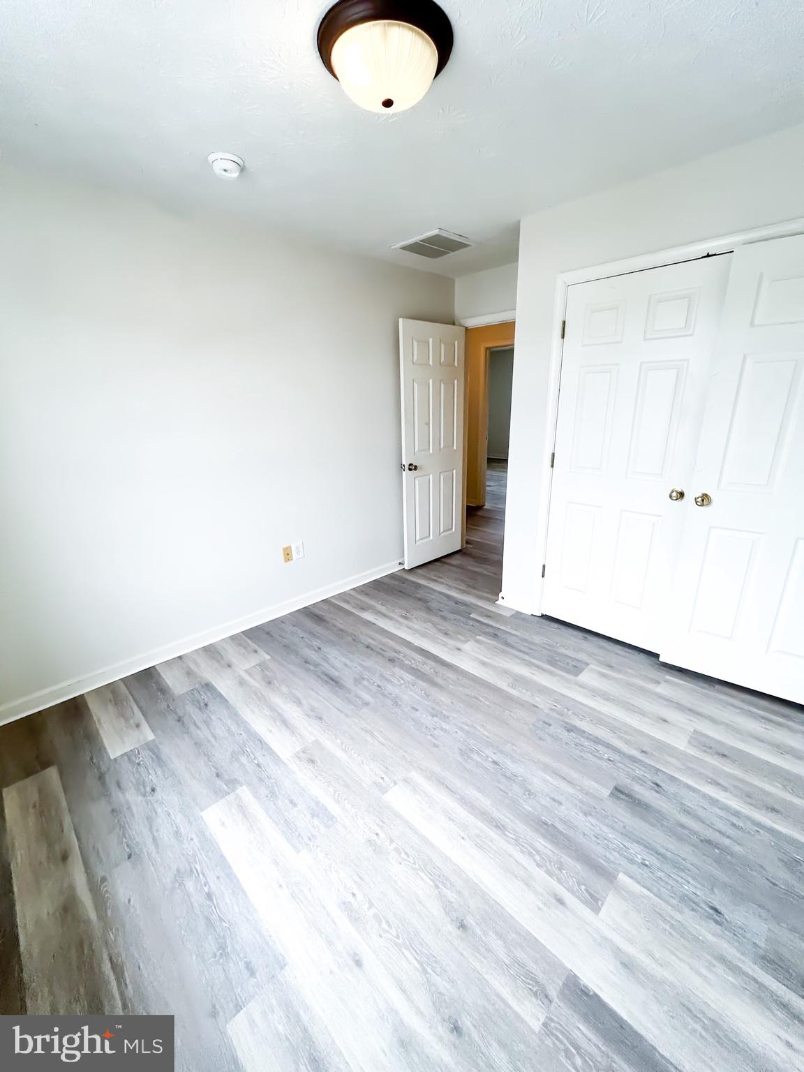 WINDSTONE - Residential Lease